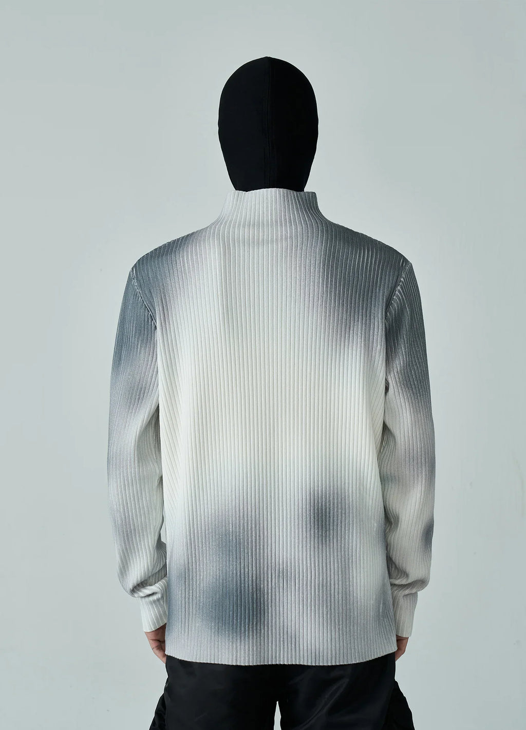 22FW Ashen Embrace Logo Knitted Sweater