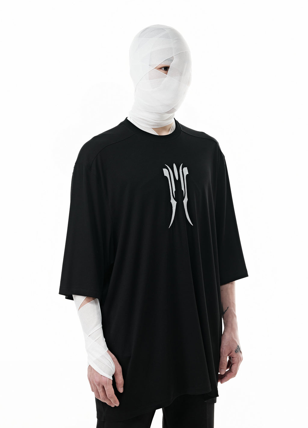 DARK EMBLEM OVERSIZED TEE