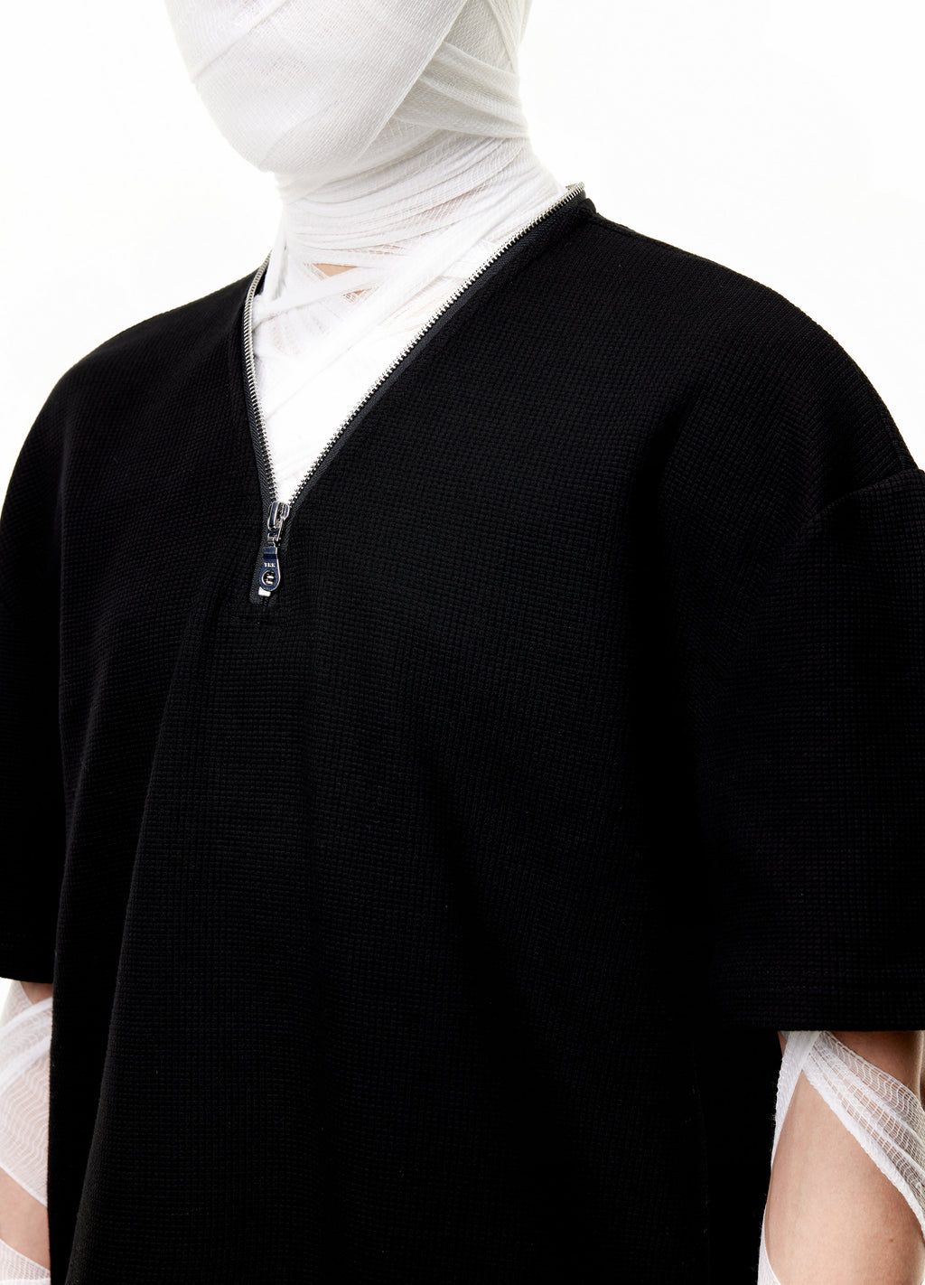 WAFFLE ZIP FUNCTIONAL TEE