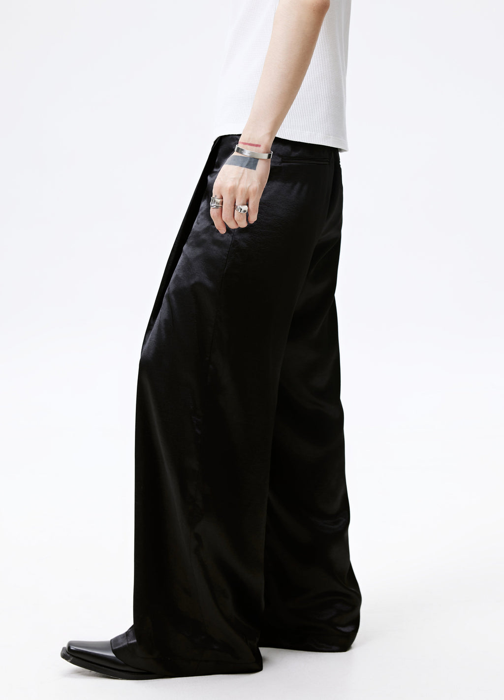 25SS SATIN FLOW WIDE PANTS