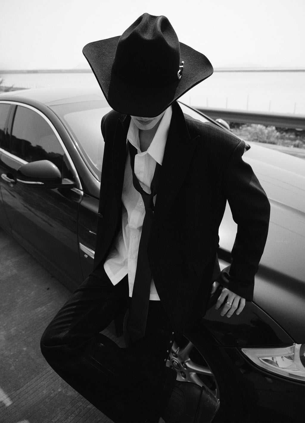 25SS ROSE EMBROIDERY TENCEL SHIRT