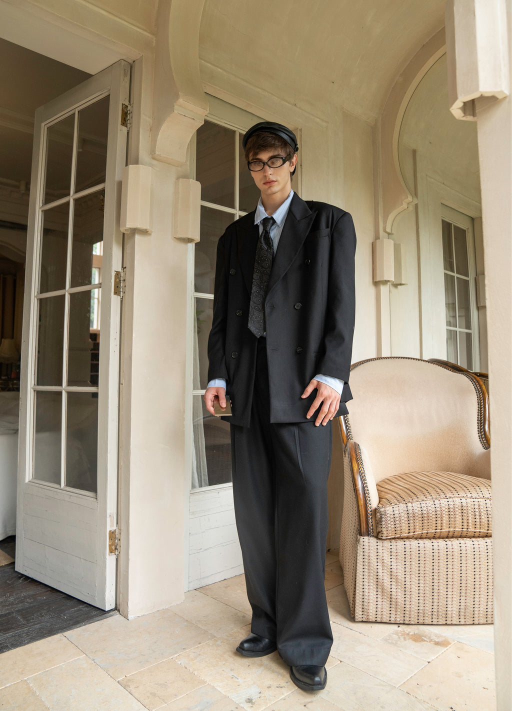 DECONSTRUCT PEAK LAPEL BLAZER