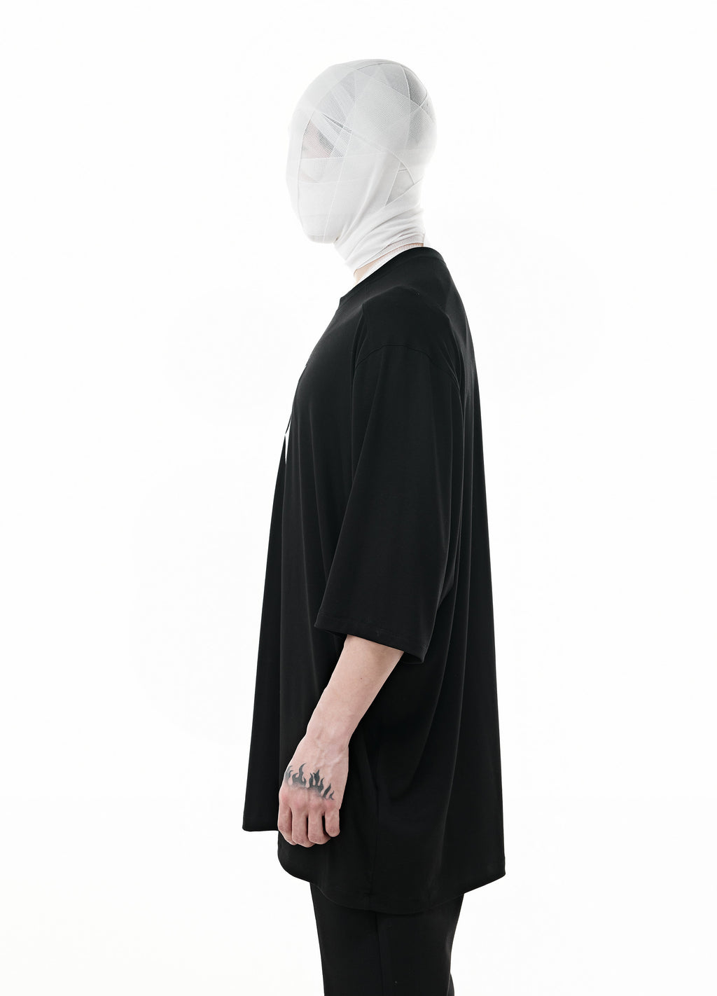 DARK EMBLEM OVERSIZED TEE