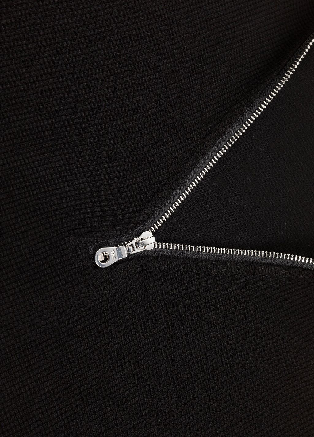 WAFFLE ZIP FUNCTIONAL TEE