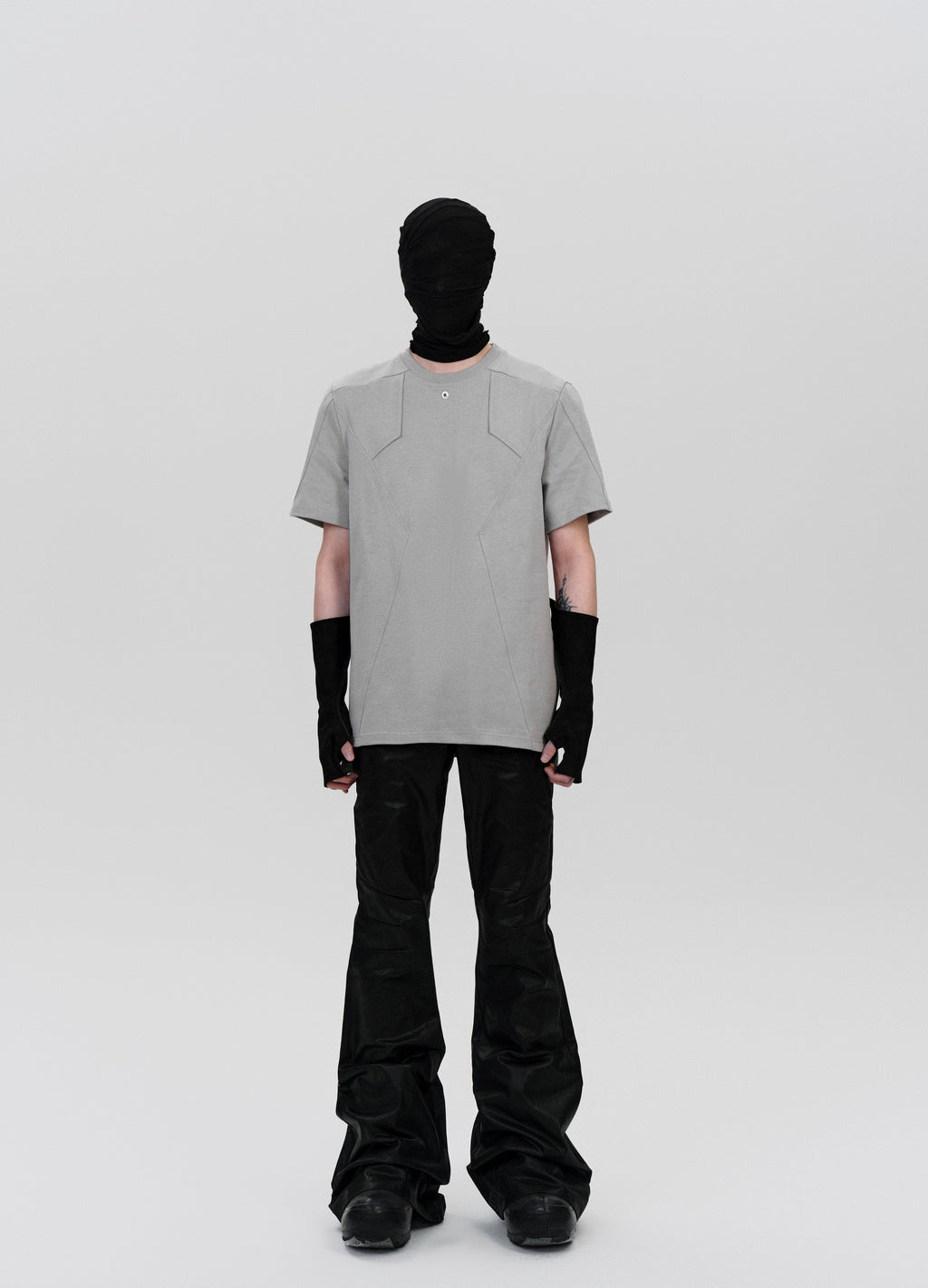 25SS MONO STRUCTURE CUT TEE
