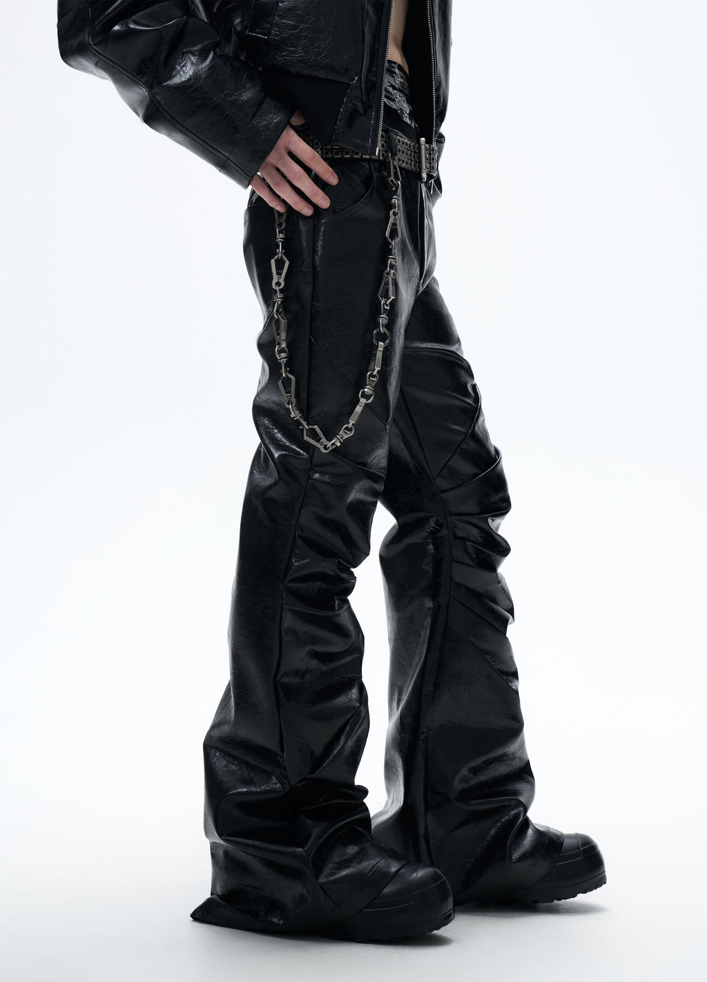 25FW RADIANT PLEAT LEATHER PANTS