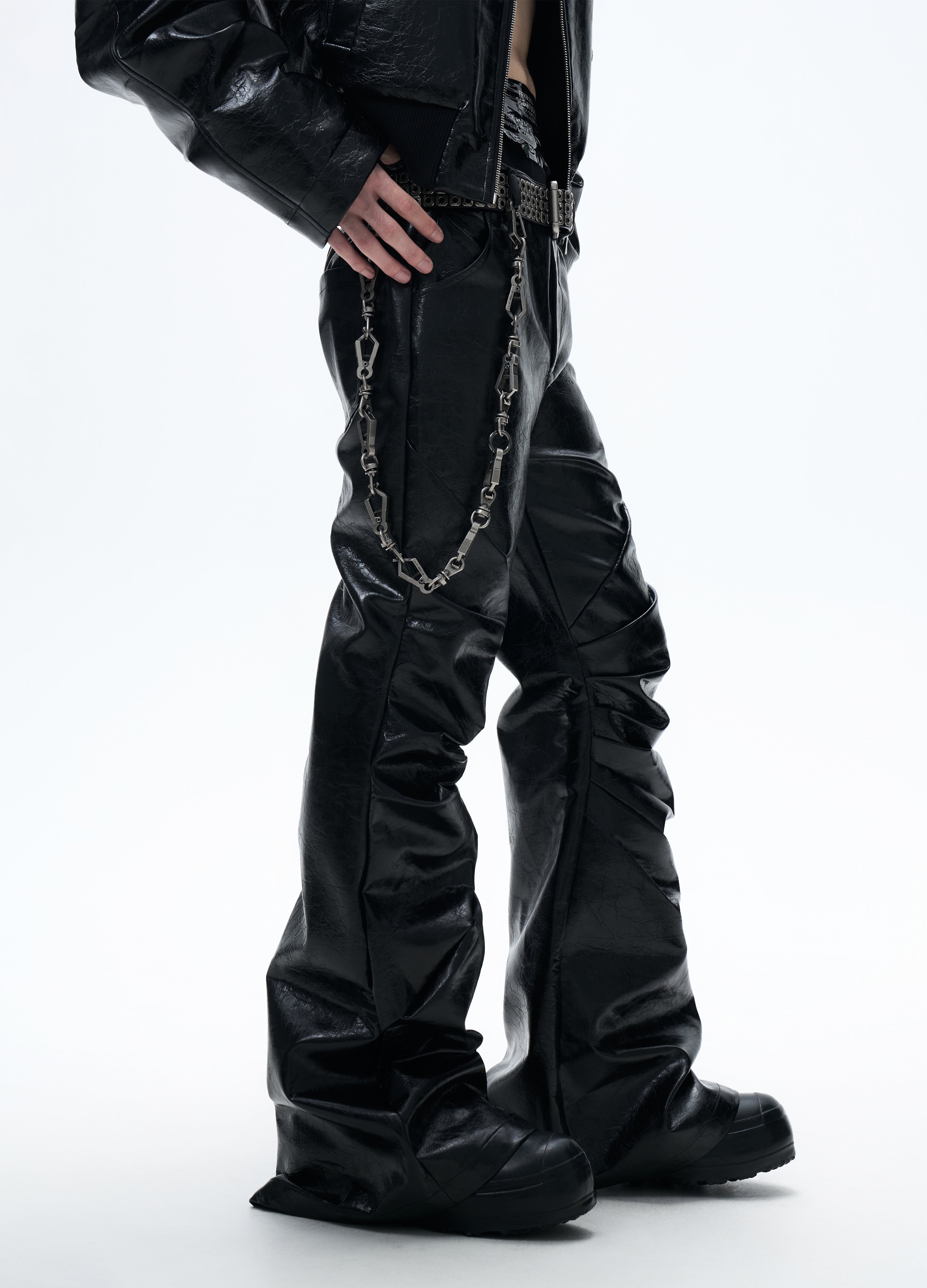 25FW RADIANT PLEAT LEATHER PANTS
