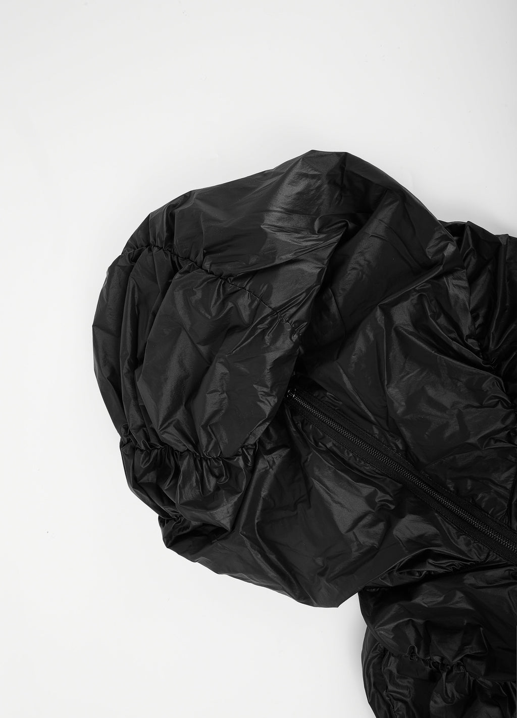 25SS RUIN WRINKLE DARK HOODED SHELL