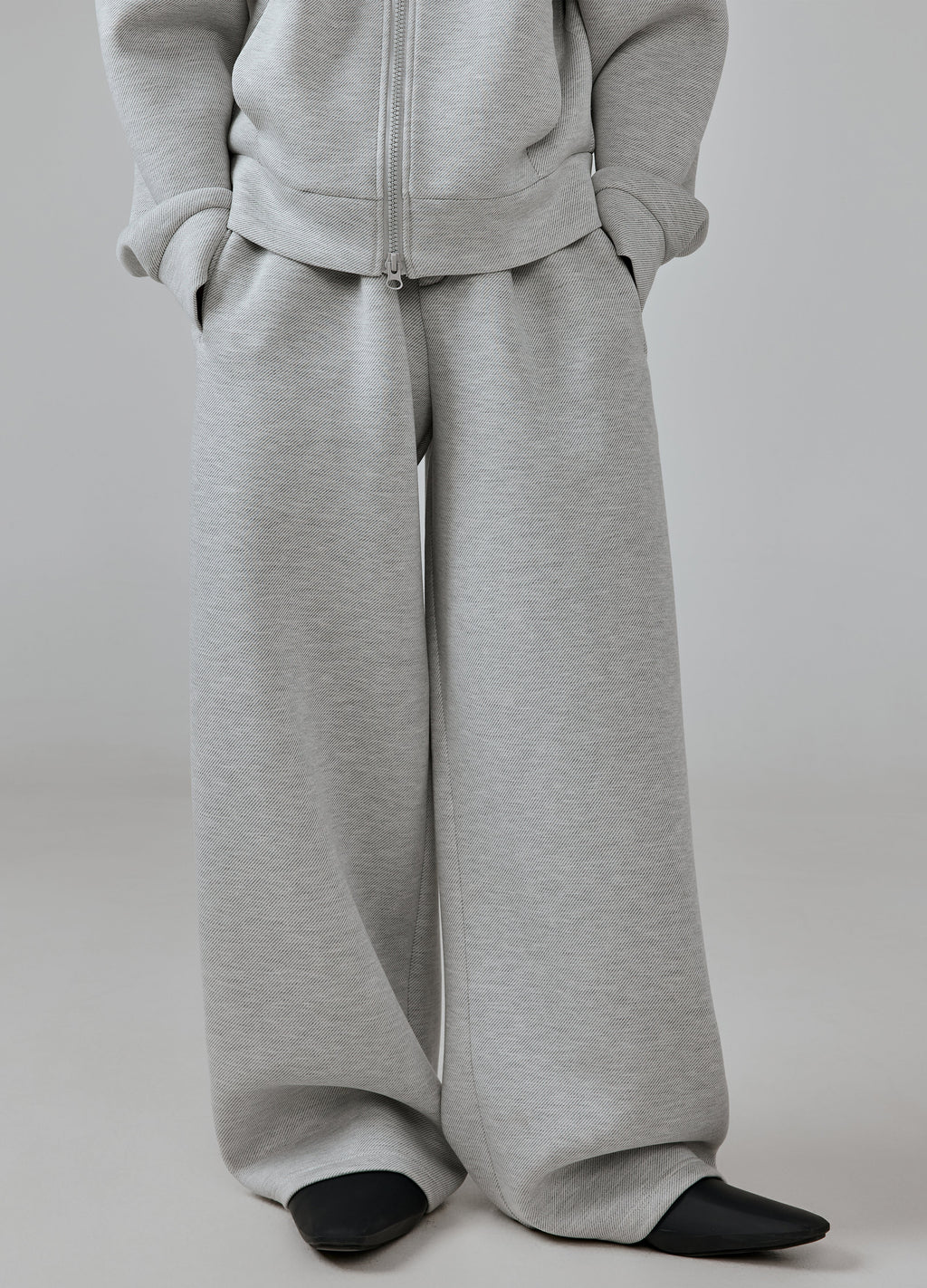 25SS SLOUCH TWISTED JOGGER PANTS