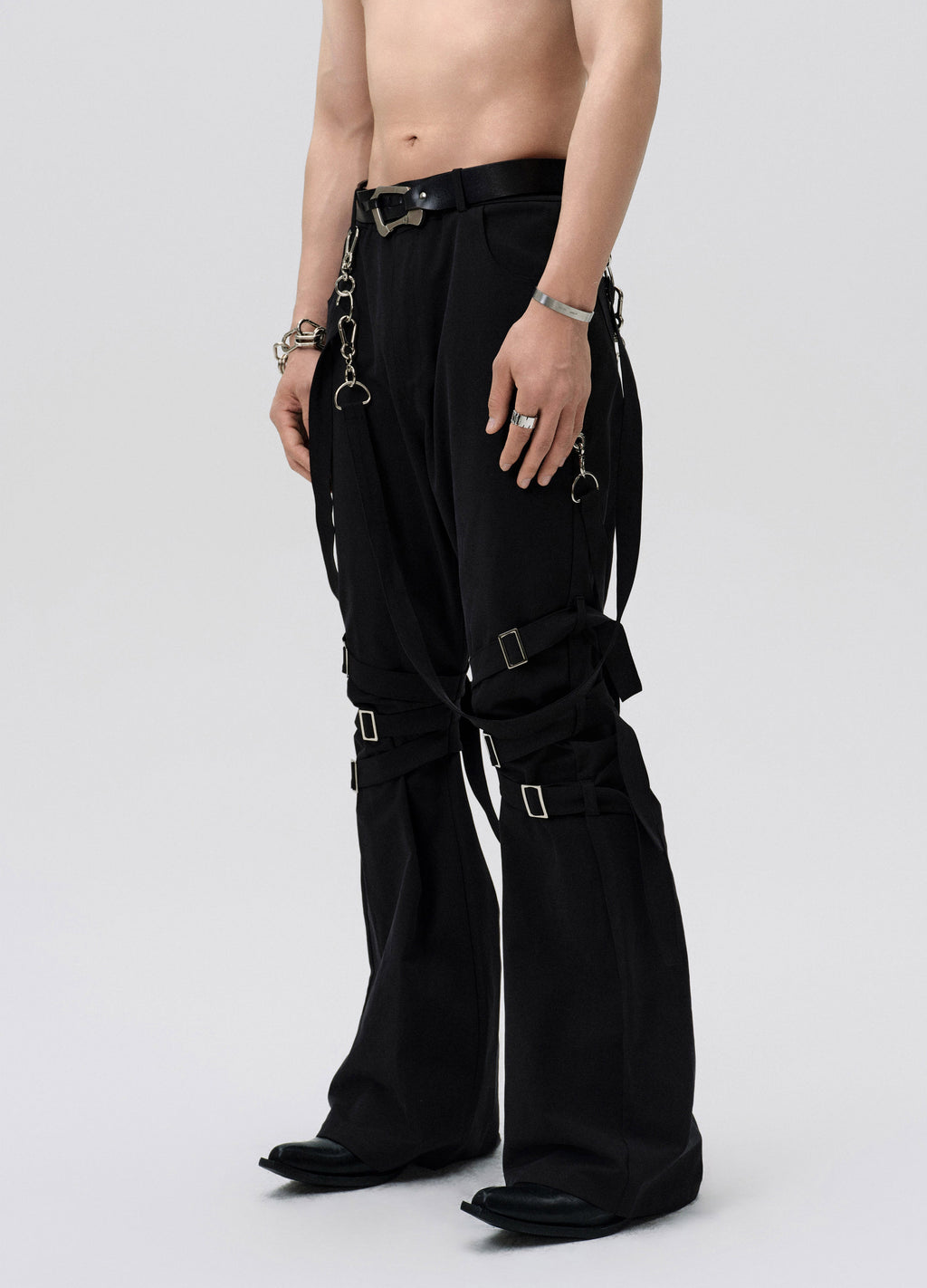 25SS STRAP FUSED FLARE PANTS