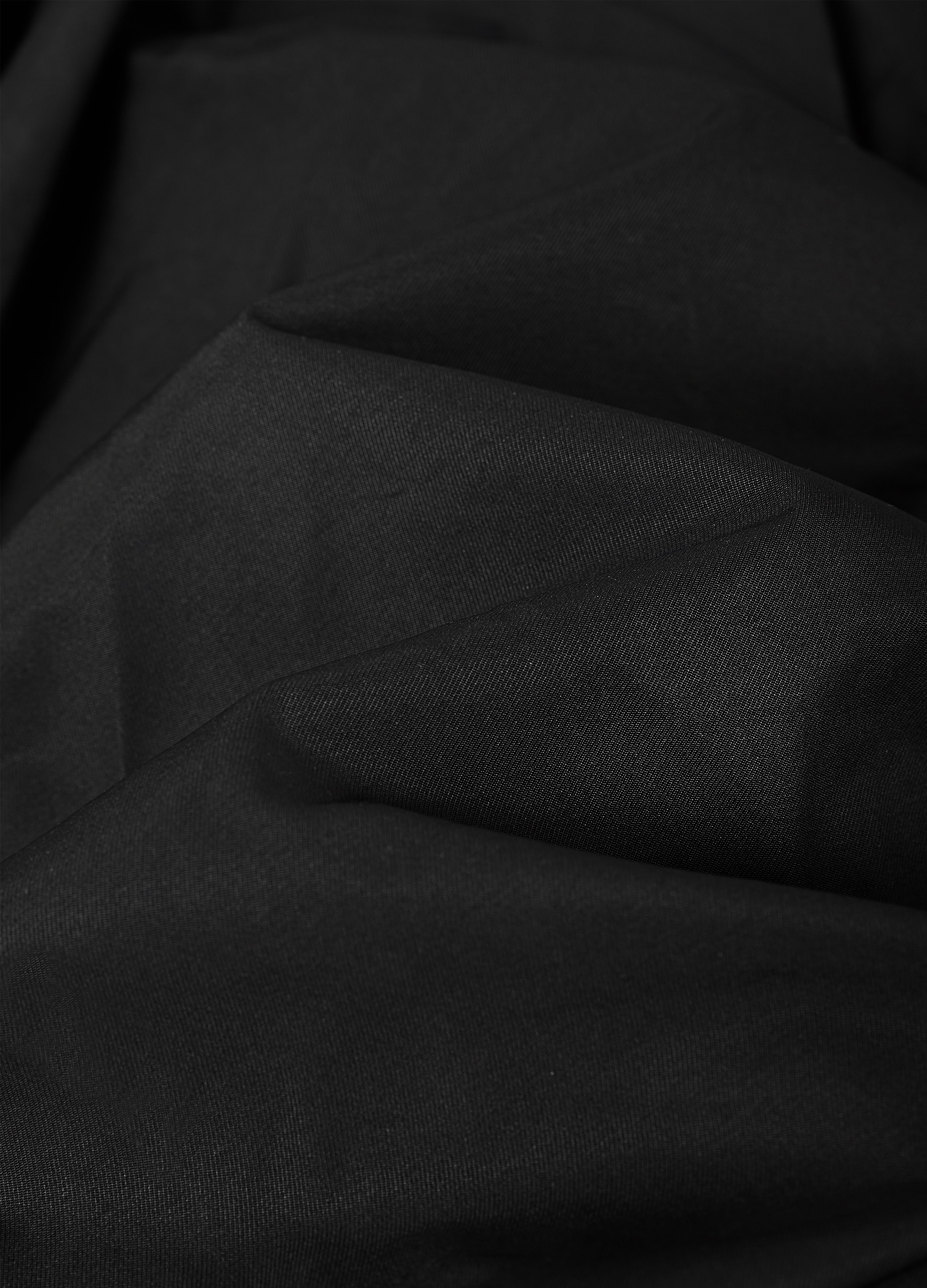 25SS WRINKLE SHELL TECH DARK TROUSERS