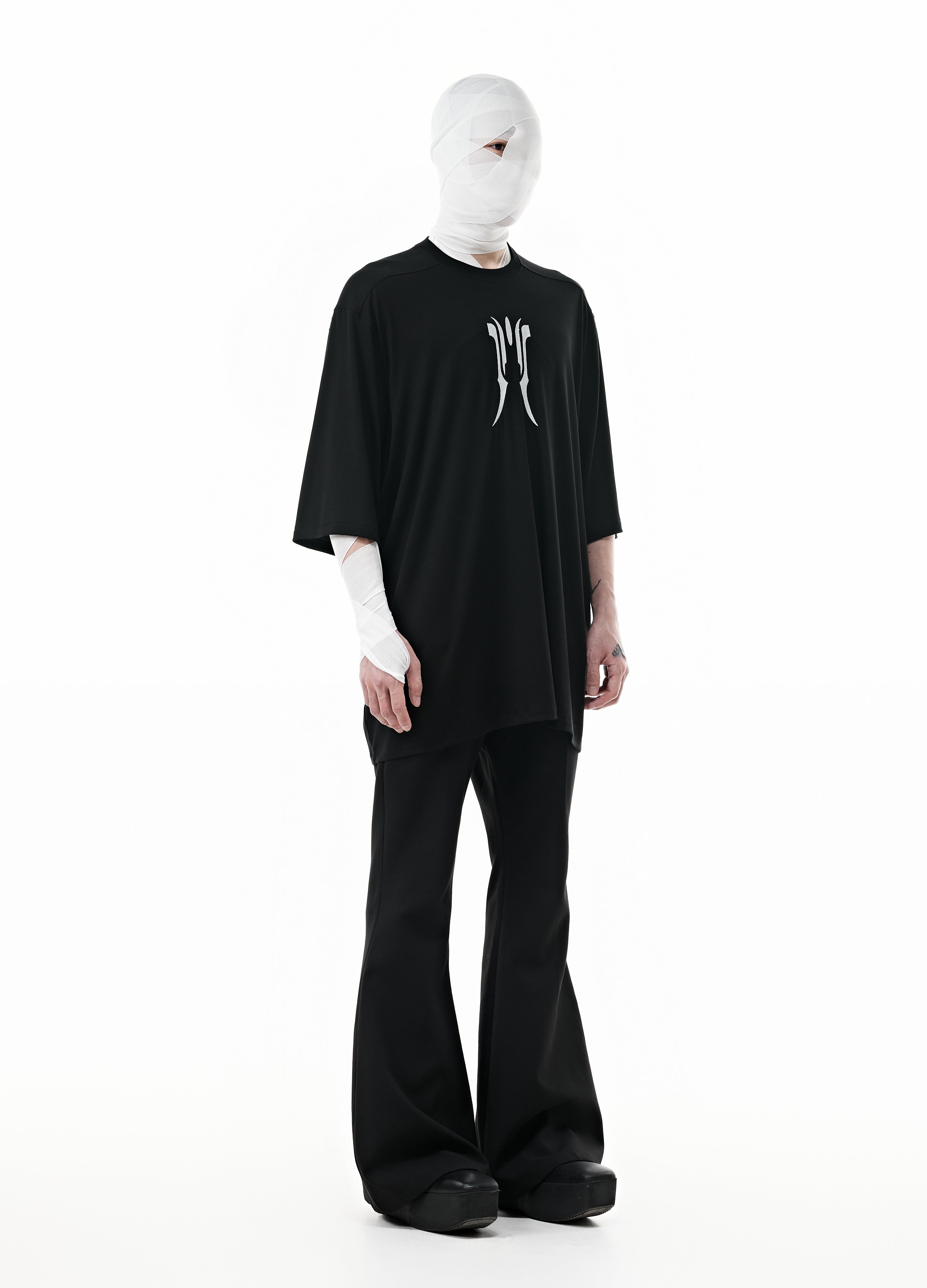 DARK EMBLEM OVERSIZED TEE