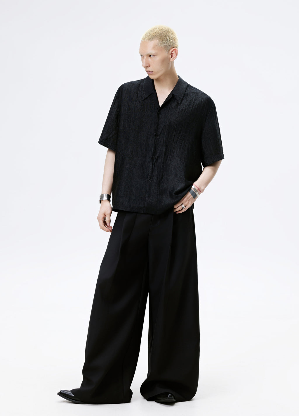 25SS WHITE BLACK TEXTURE SHINE SHIRT