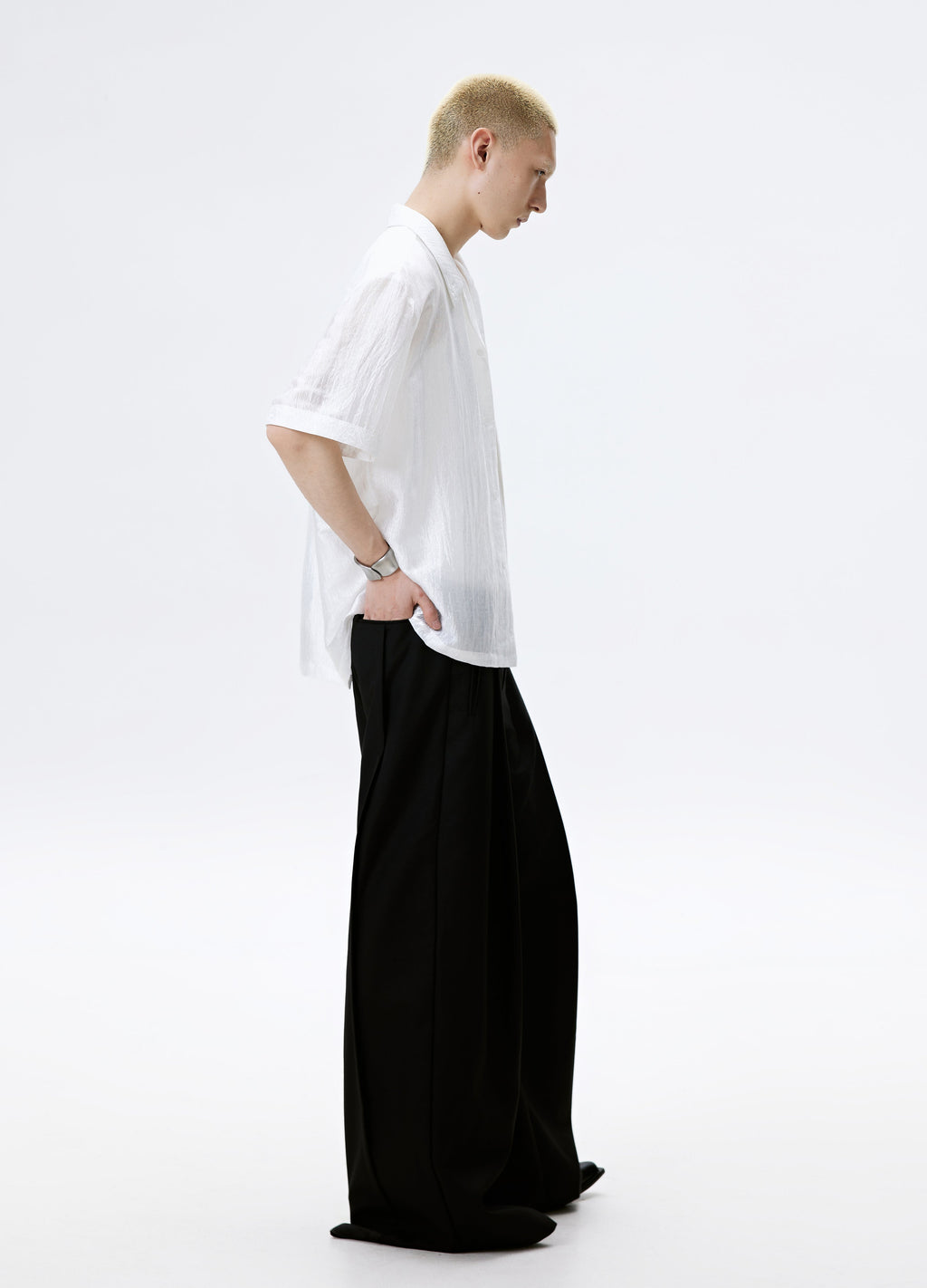 25SS WHITE BLACK TEXTURE SHINE SHIRT