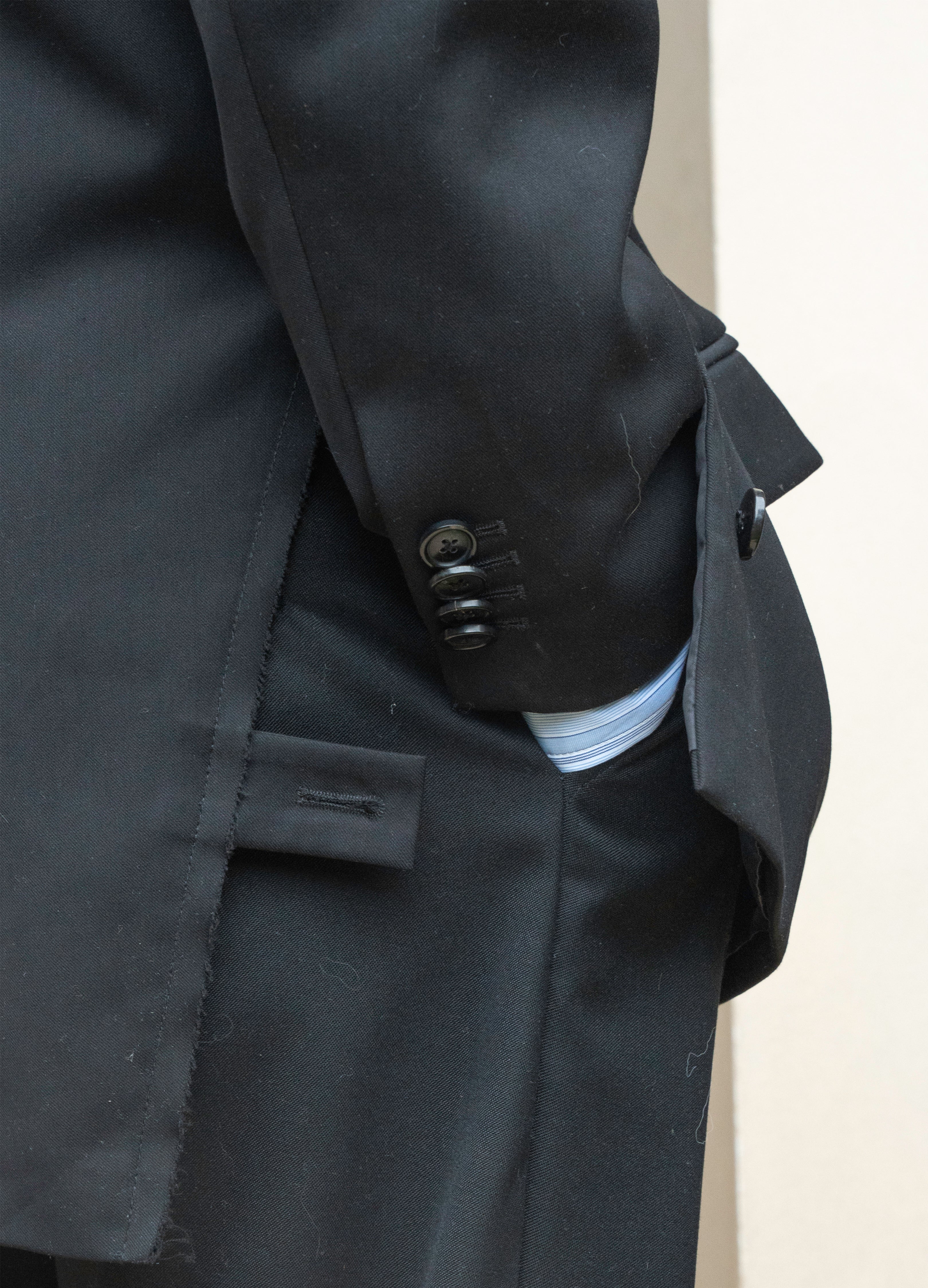 DECONSTRUCT PEAK LAPEL BLAZER