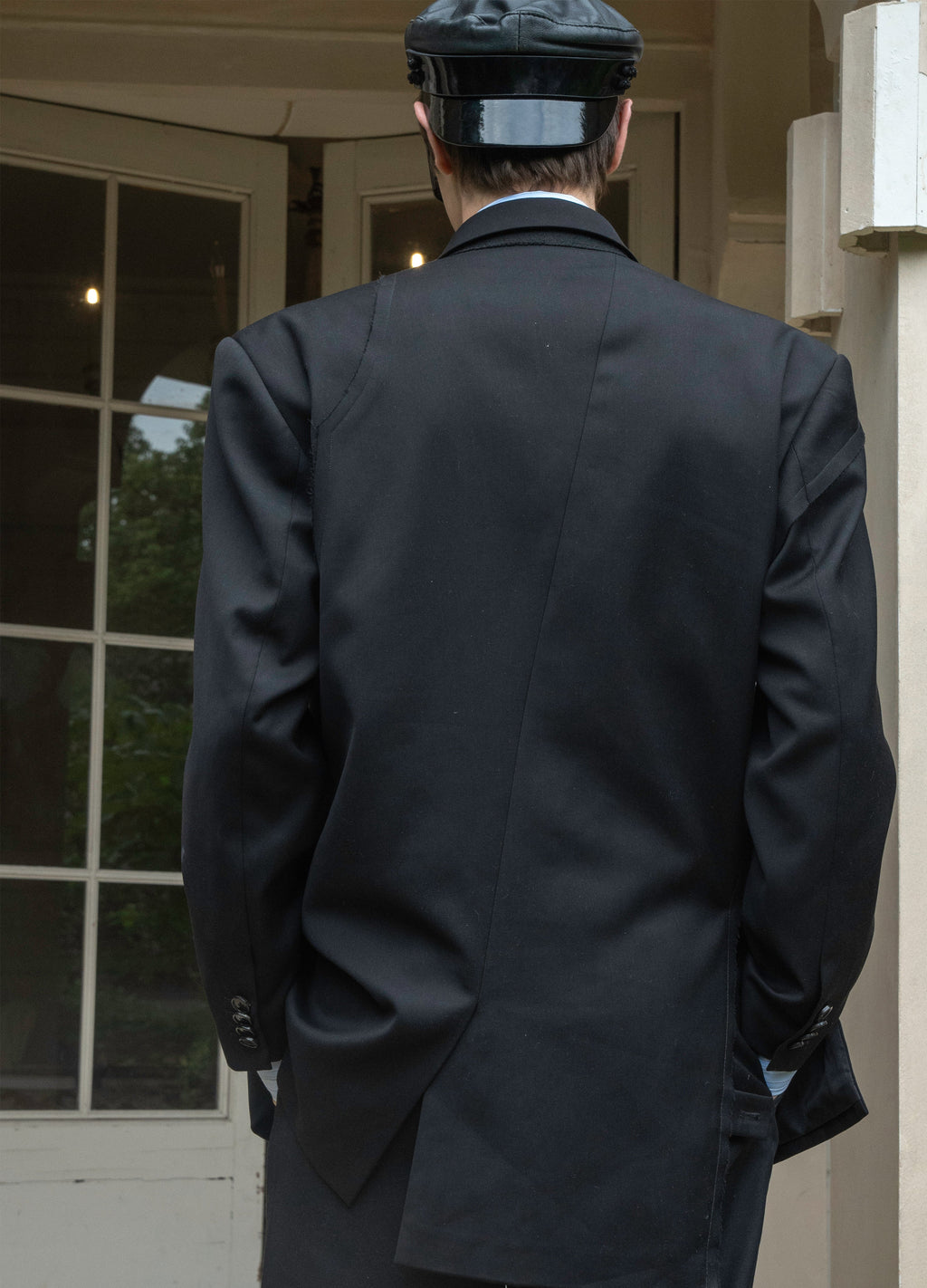 DECONSTRUCT PEAK LAPEL BLAZER