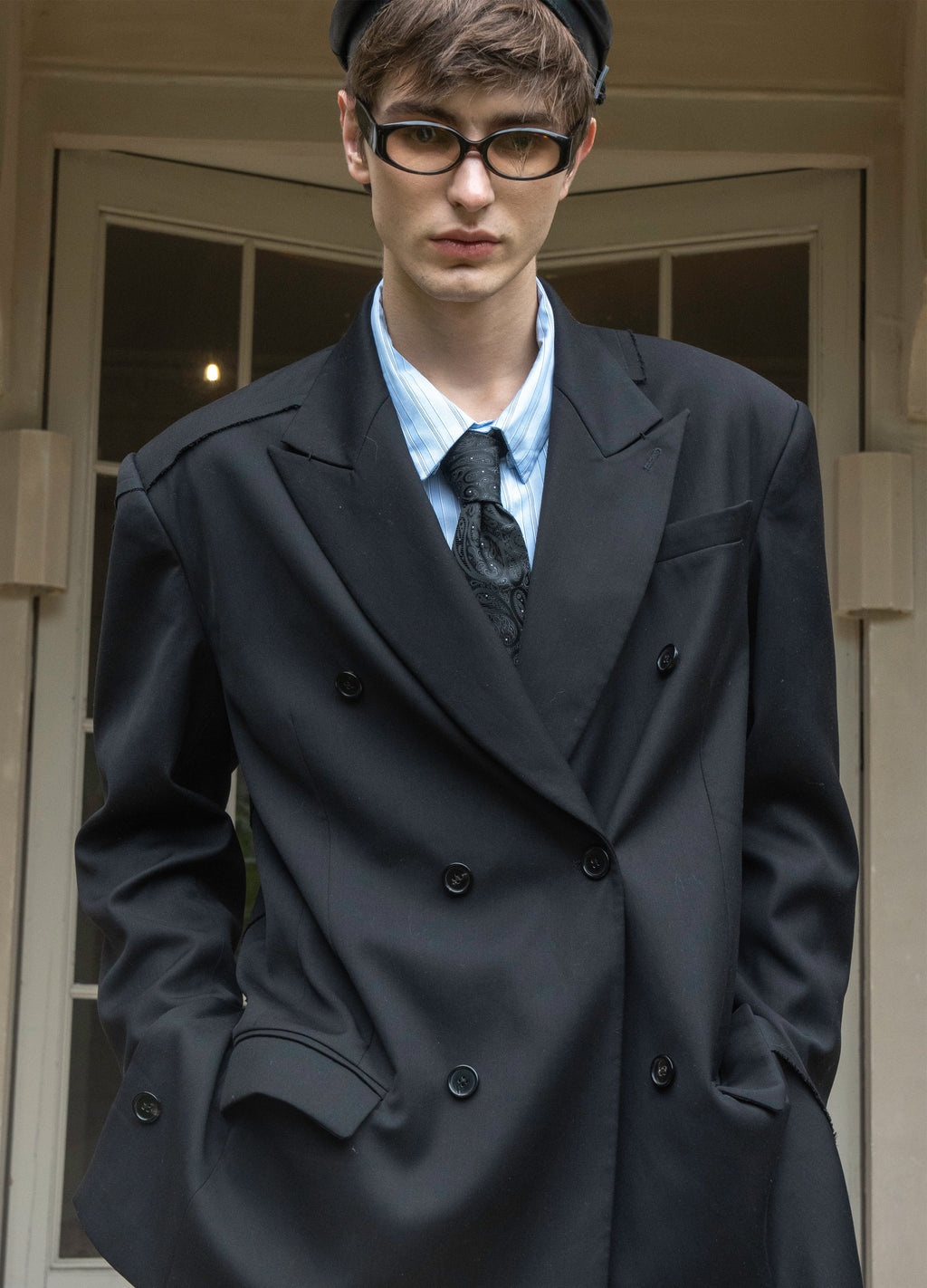 DECONSTRUCT PEAK LAPEL BLAZER