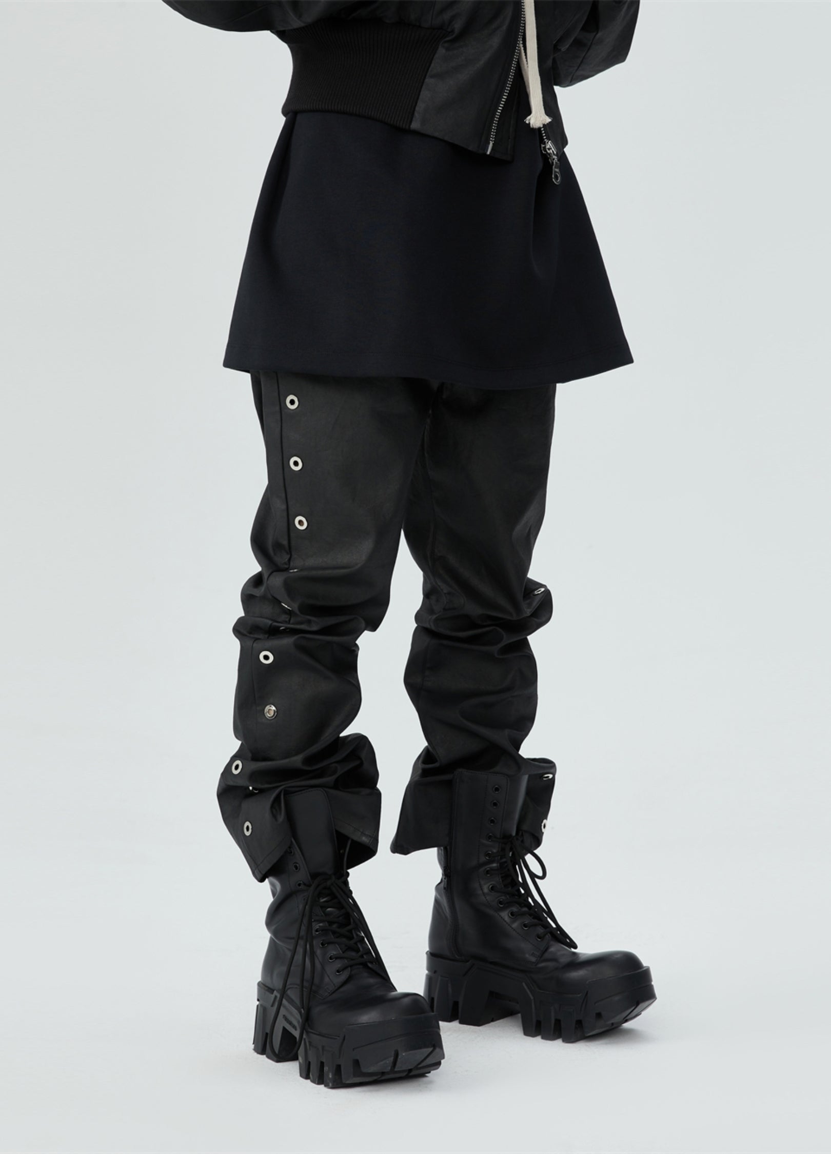 23SS Metro Vortex Punctured Leather Bottoms