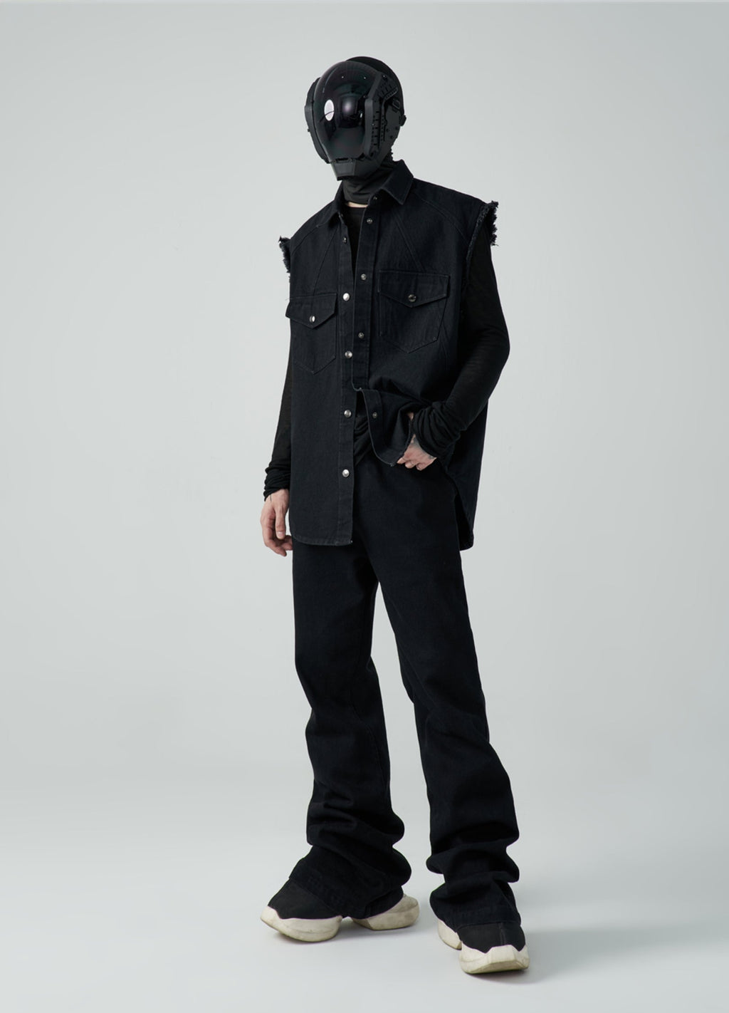 22FW Blackout Boulevard Vest