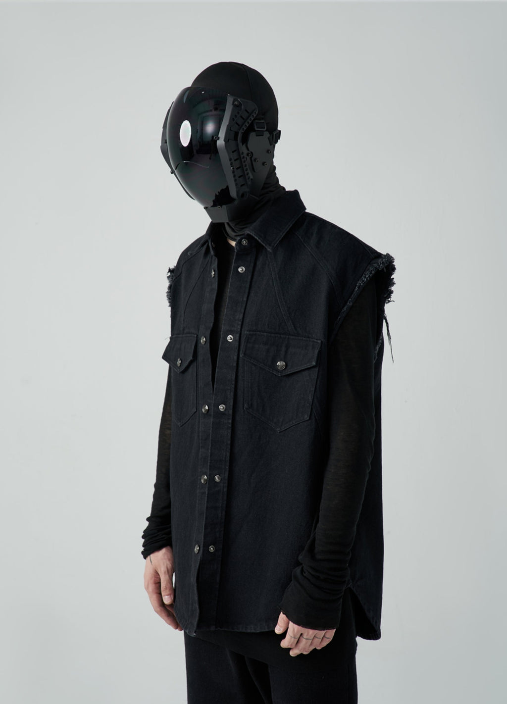 22FW Blackout Boulevard Vest