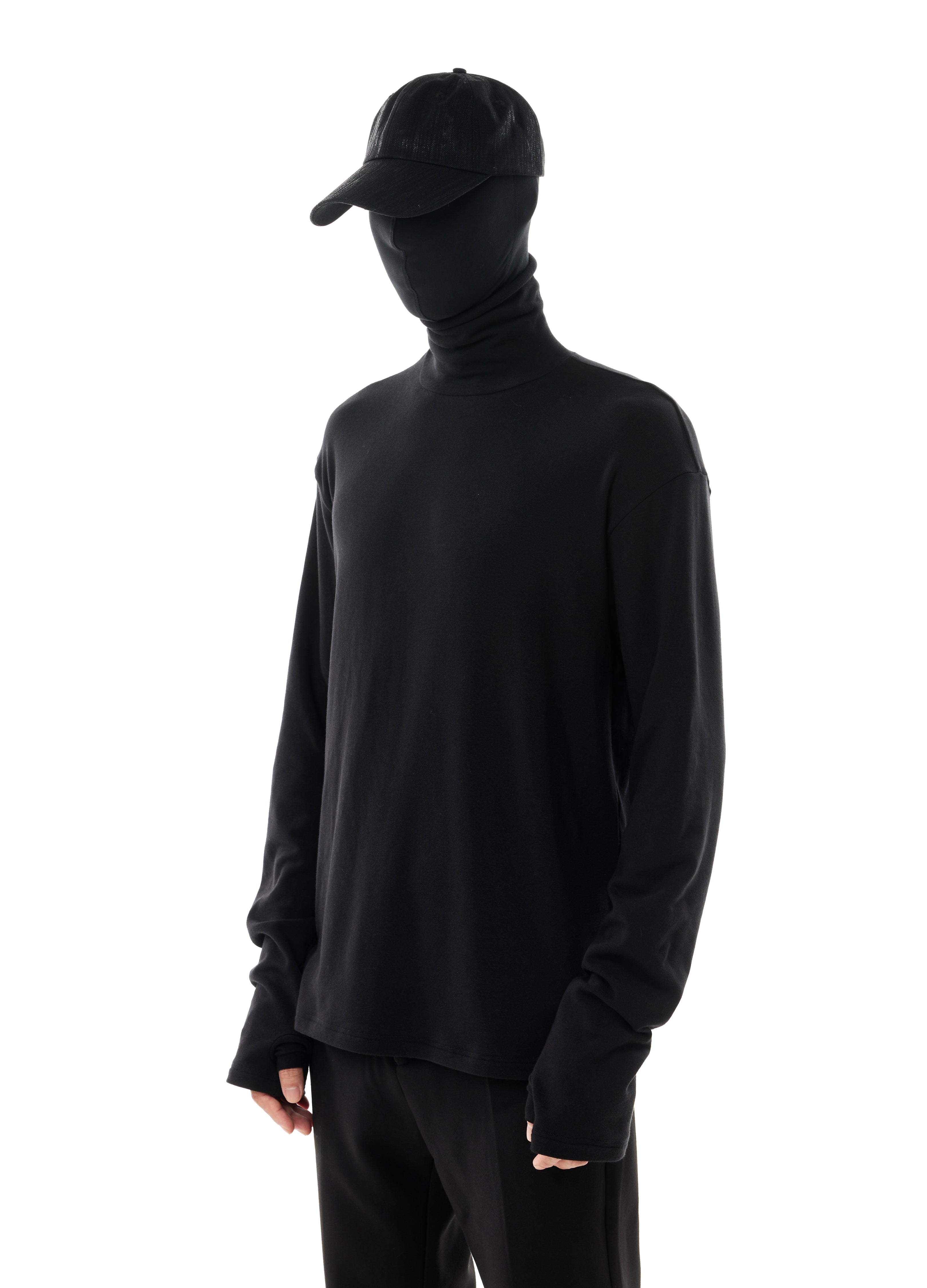 CASHMERE TURTLENECK