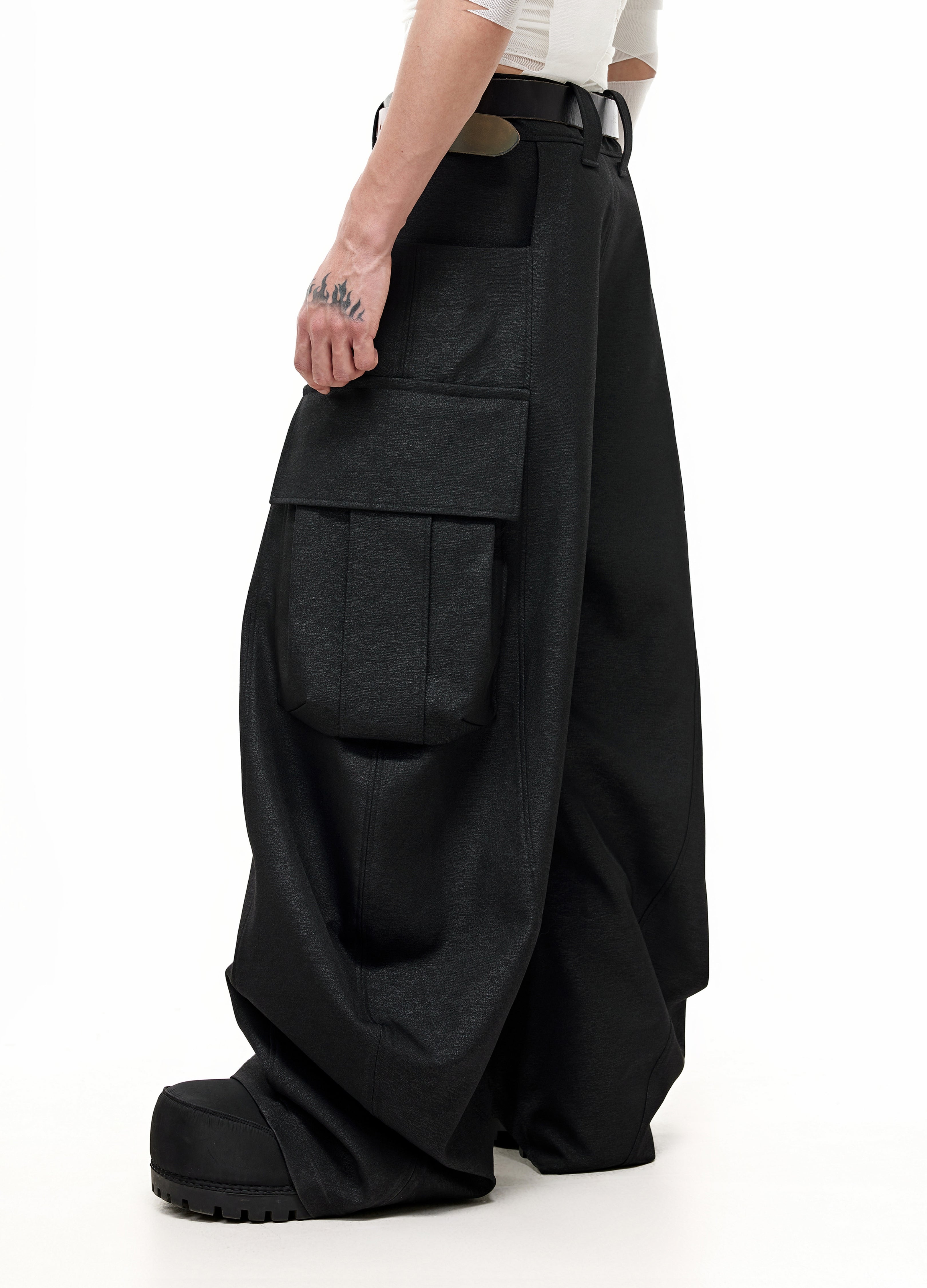 BLADE CUT WIDE CARGOS