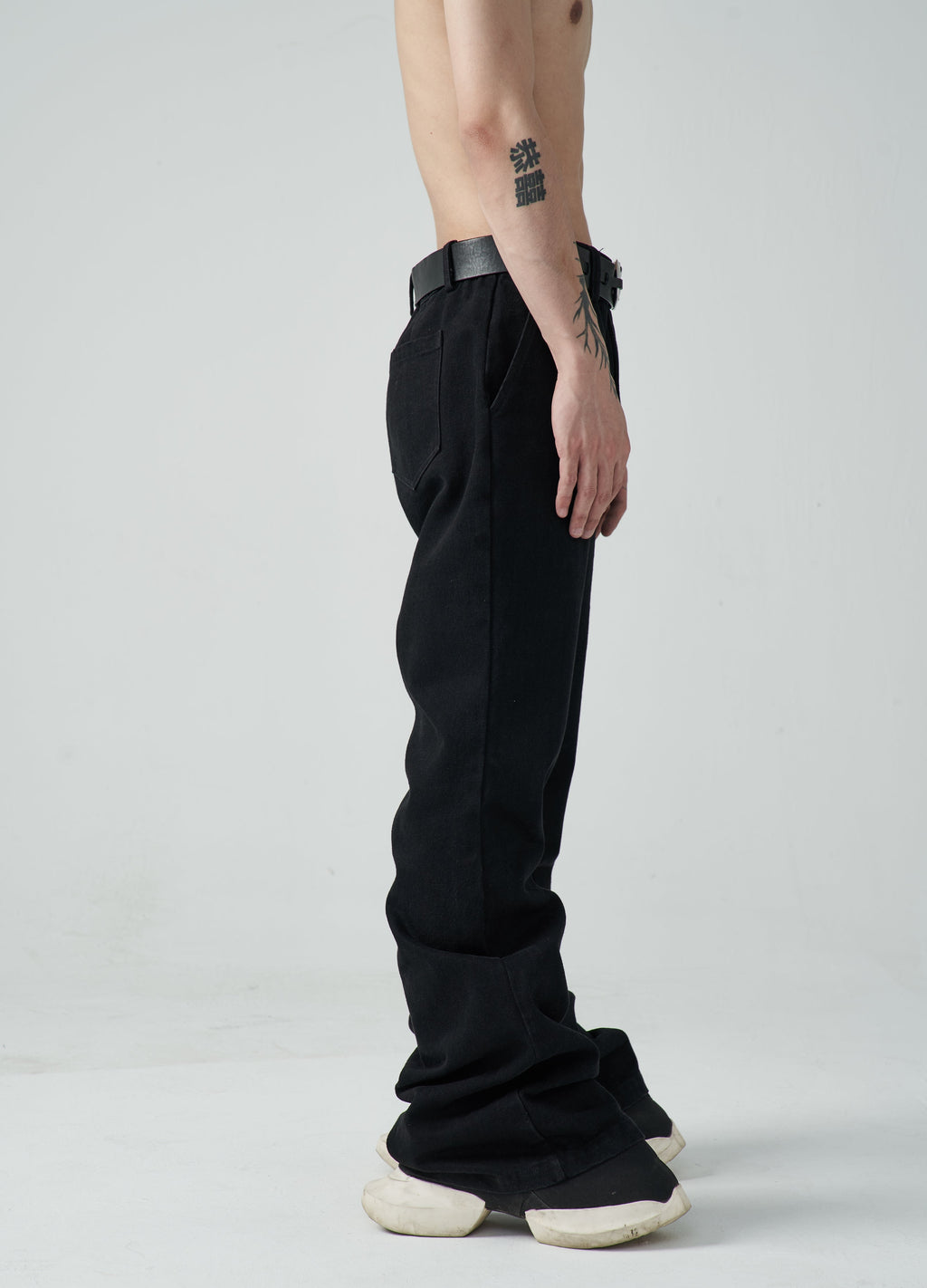 22SS TM Classic Jeans