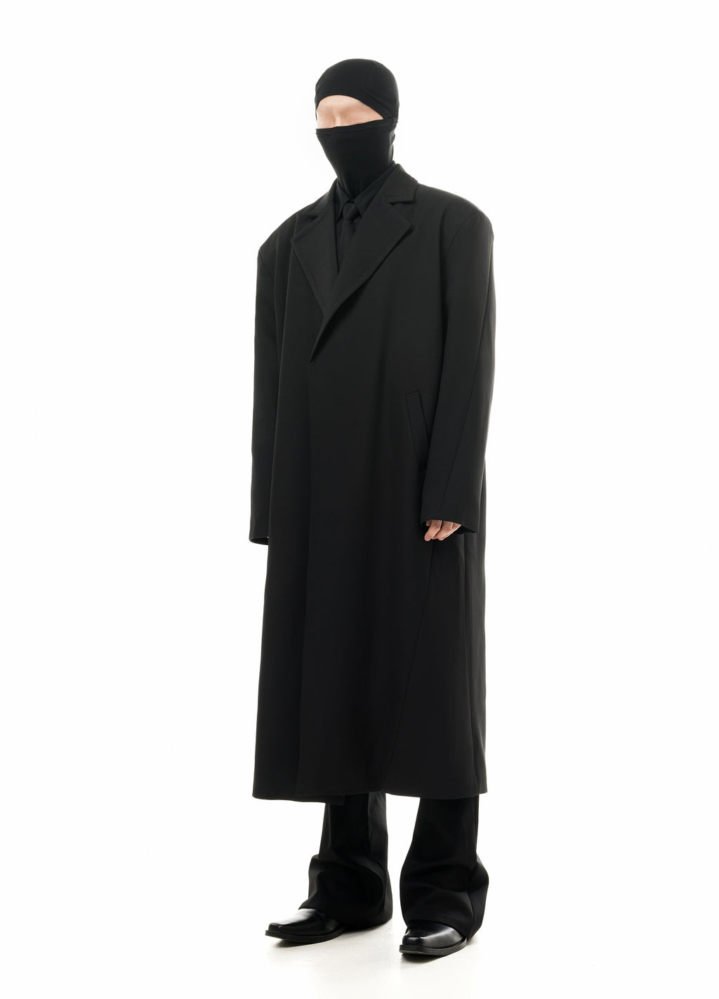 WAYNE BUTTONLESS COAT