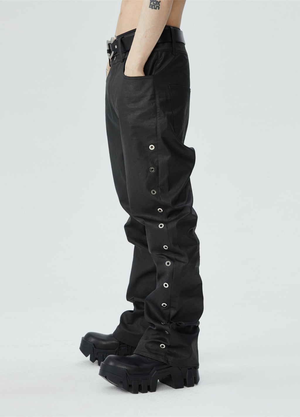 23SS Metro Vortex Punctured Leather Bottoms