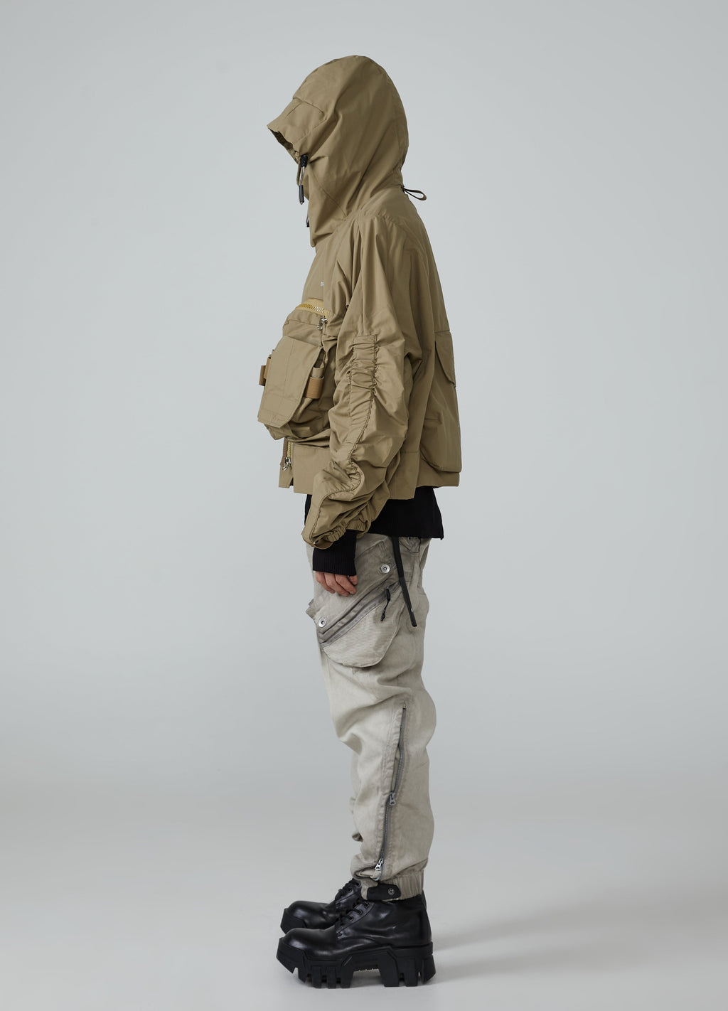 Wasteland Multi-Functional Hooded Windbreaker