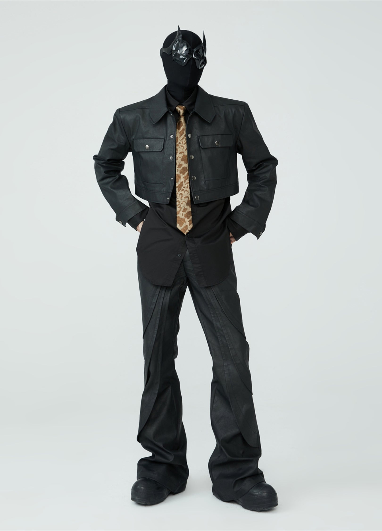 23SS Metro Noir Leather Bottoms