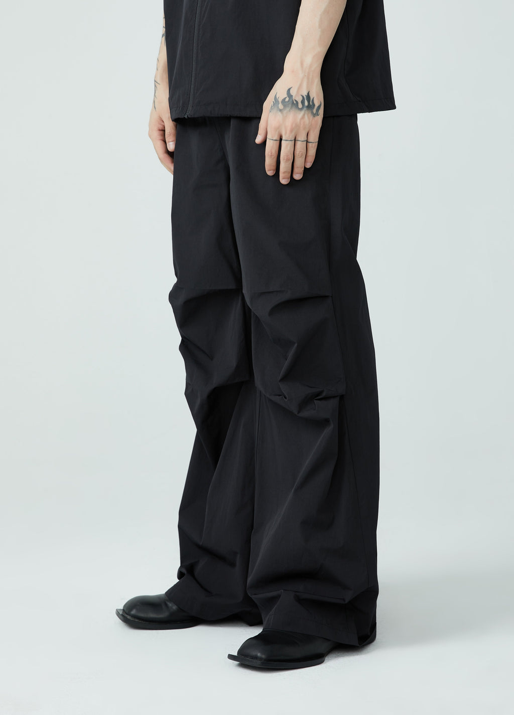 23SS Contemporary Hem-Pocket Bottoms