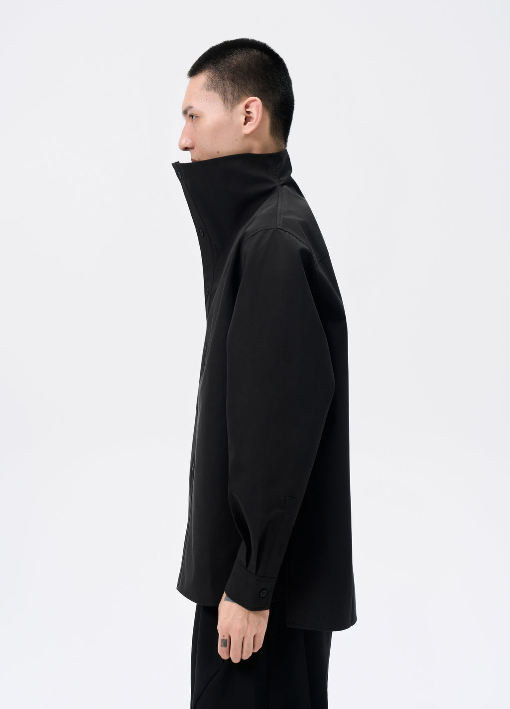 25FW HIGH-COLLAR SHADOW SHIRT