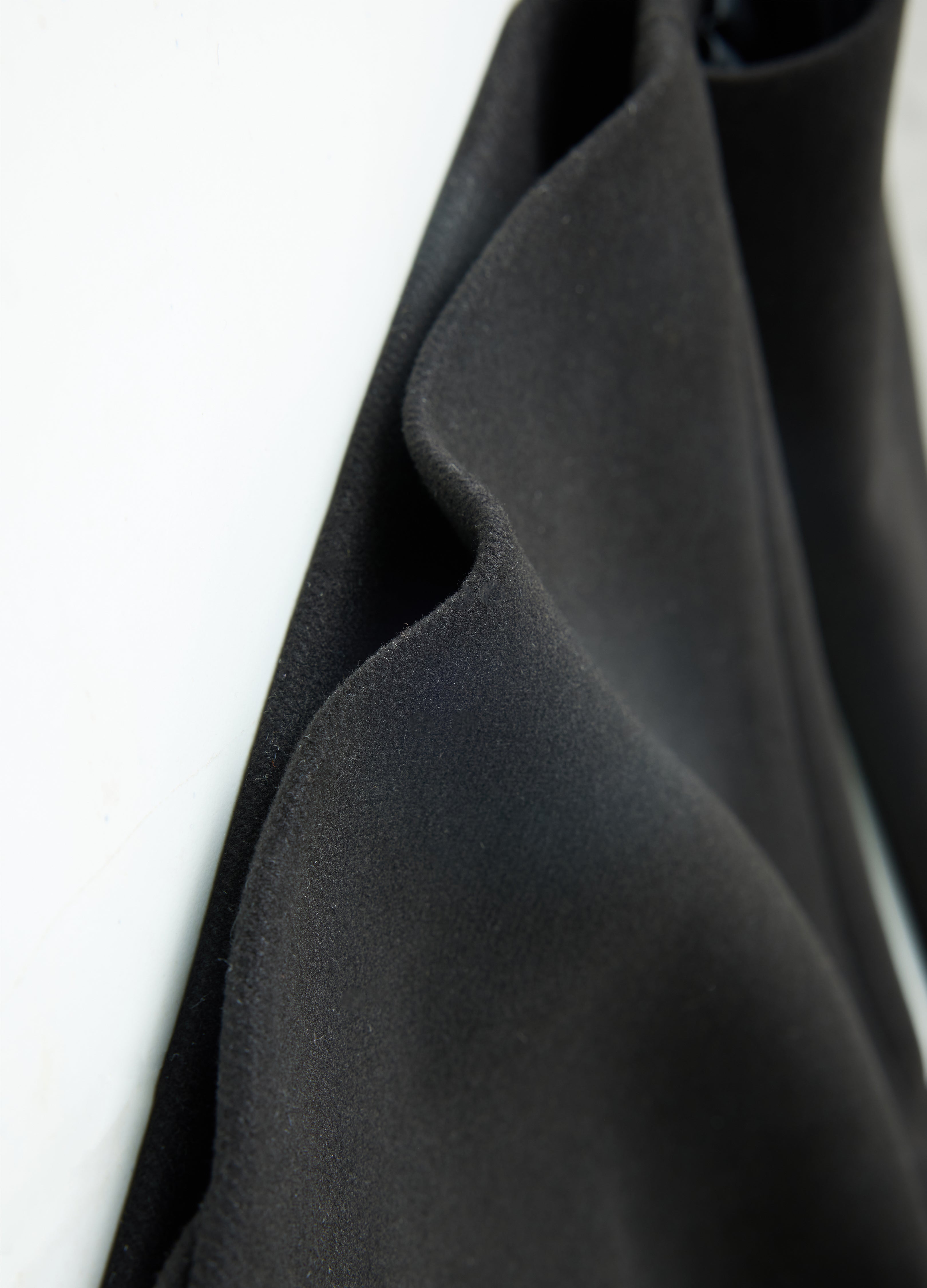 25FW SHARP SHOULDER WOOL COAT