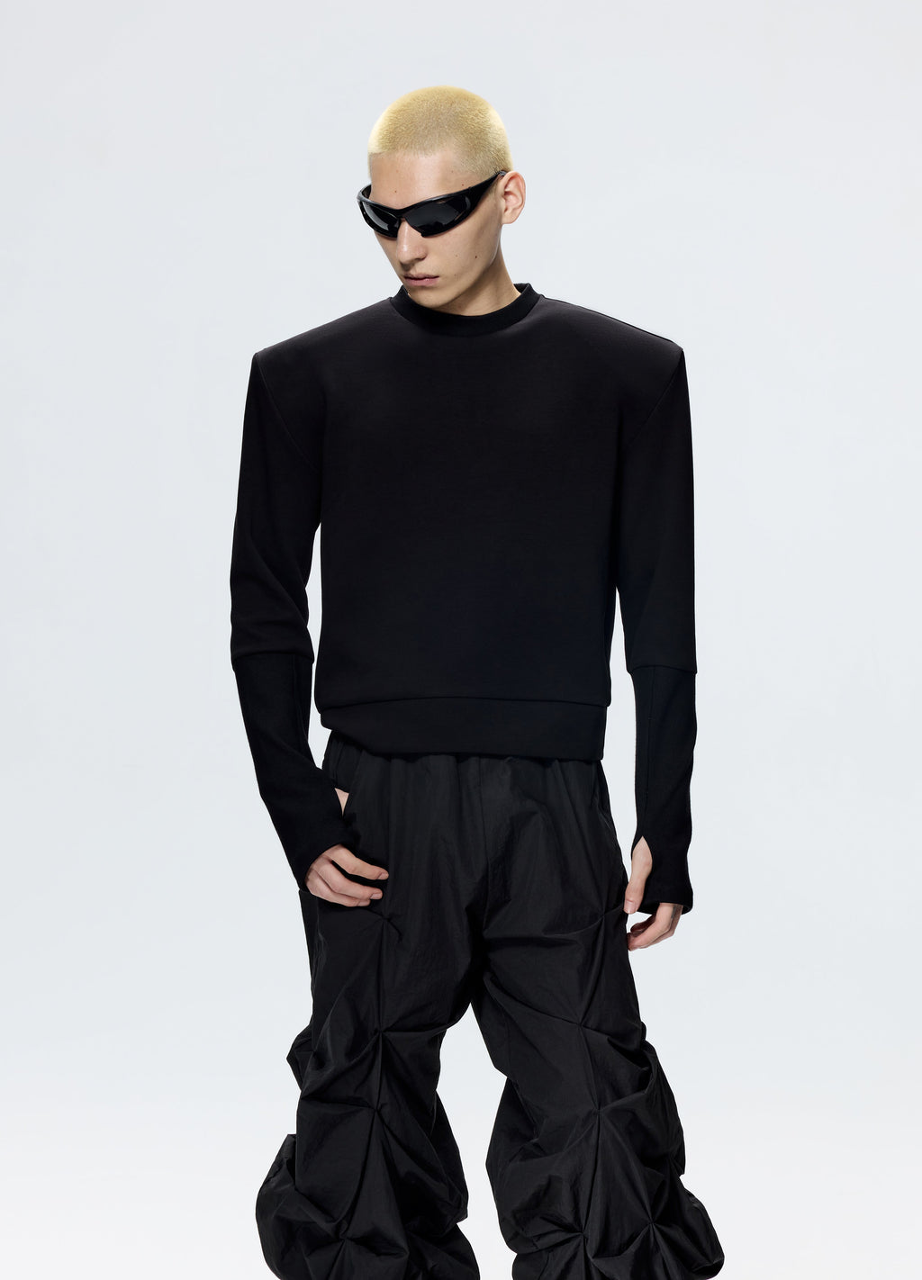 25FW STAPLE DETAIL CROPPED HOODIE