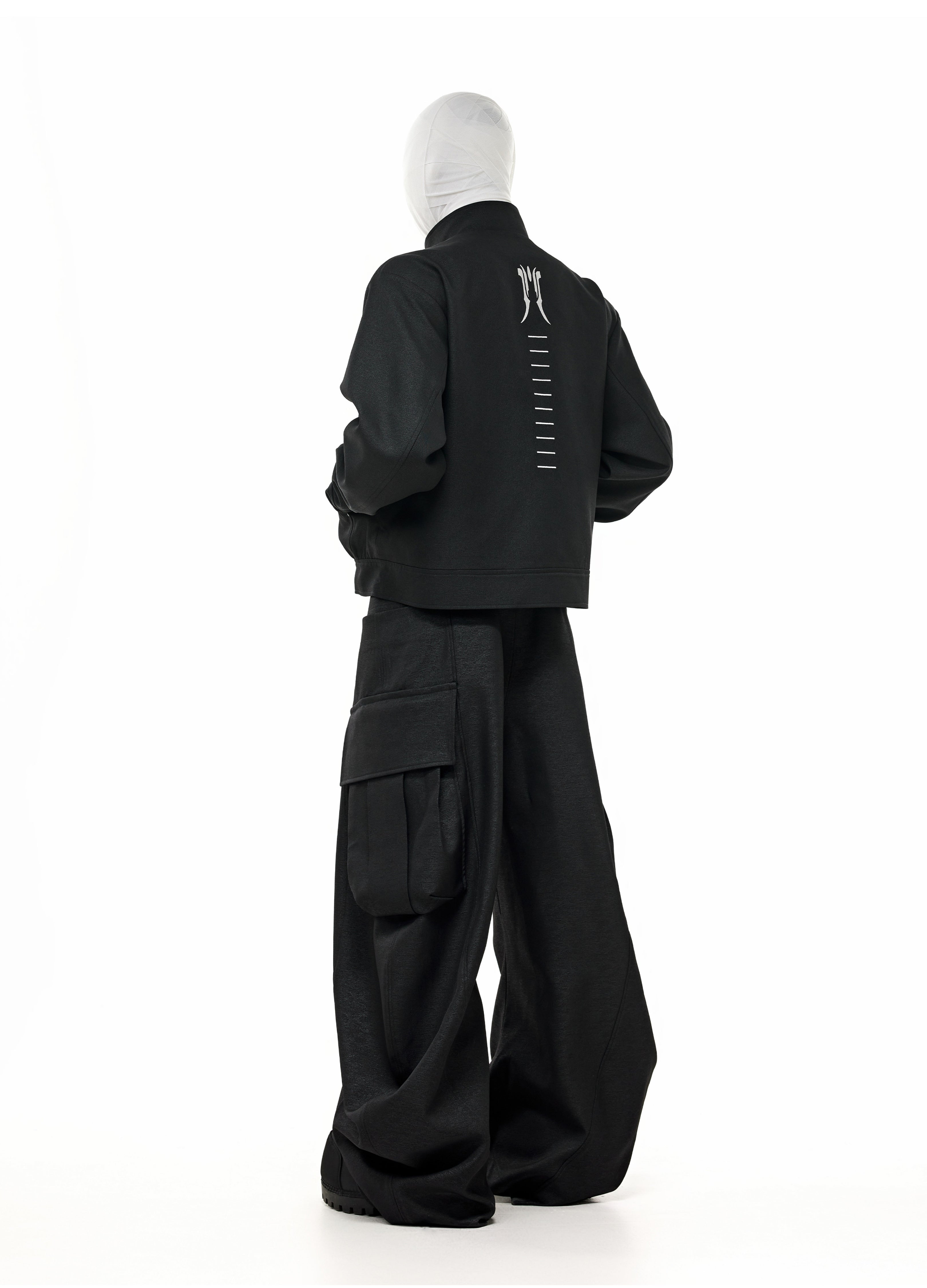 MONOLITH MULTI-POCKET JACKET