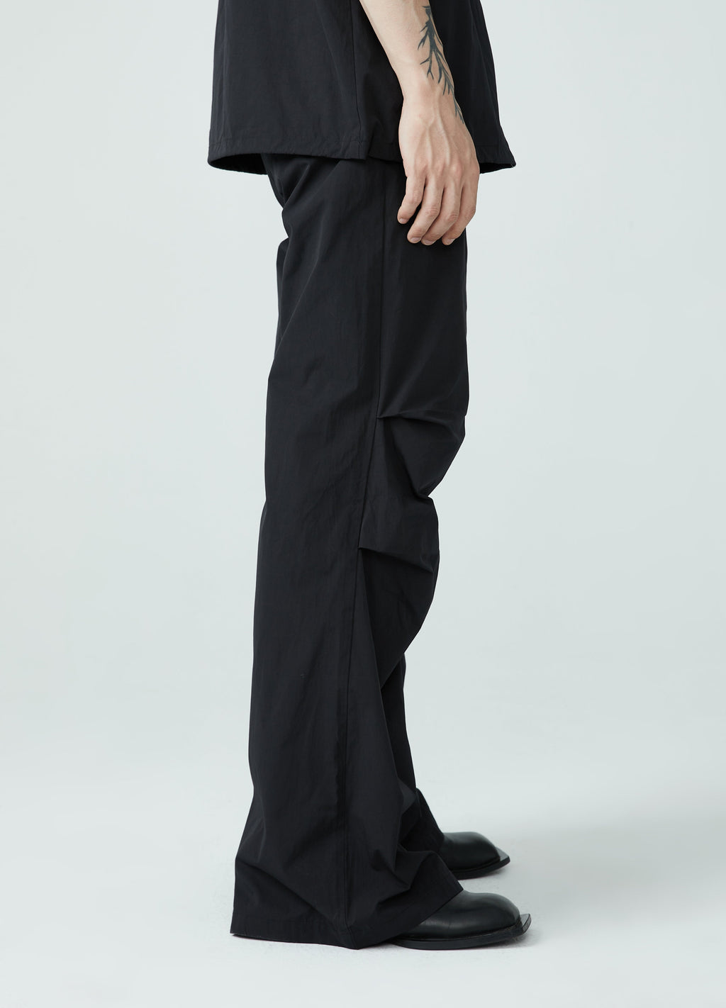 23SS Contemporary Hem-Pocket Bottoms