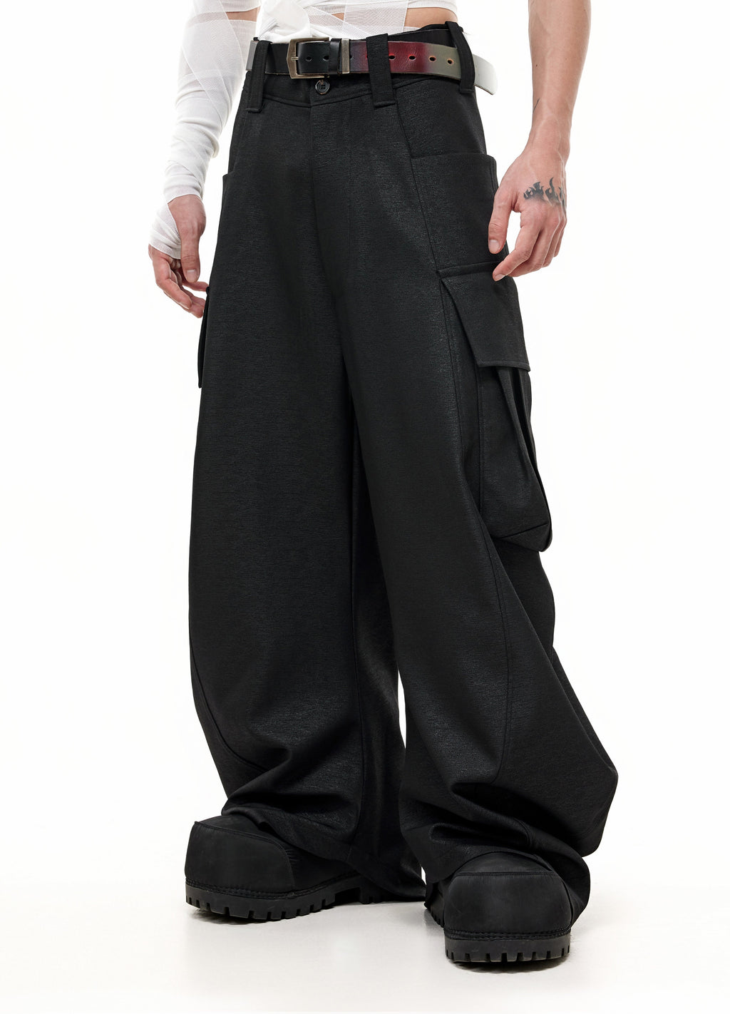 BLADE CUT WIDE CARGOS