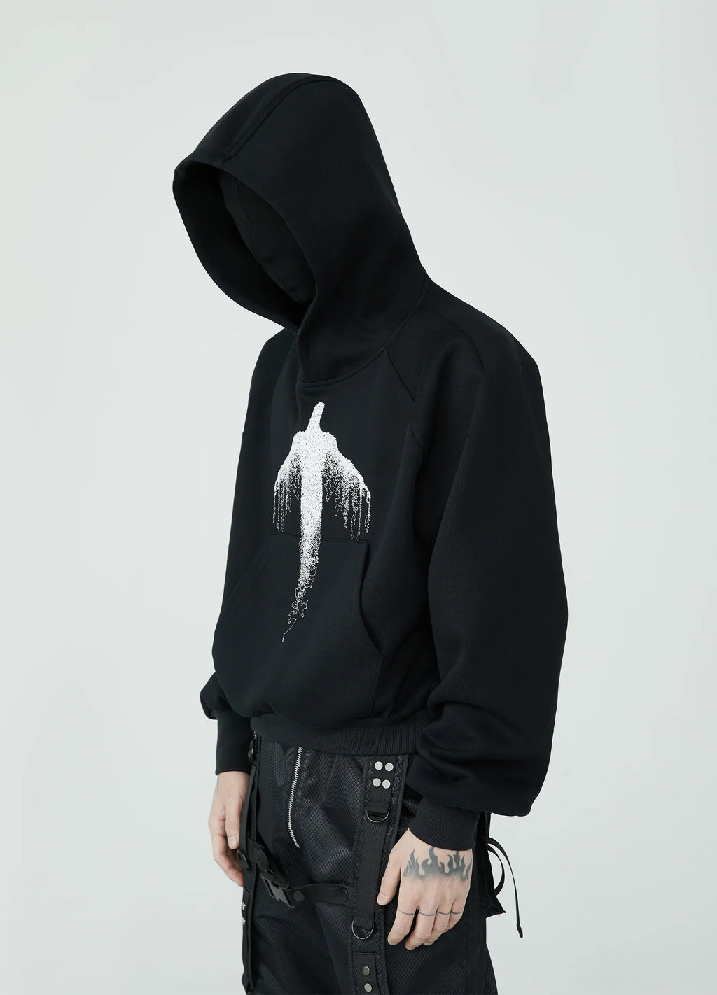 23SS Ethereal Guardian Cropped Hoodie