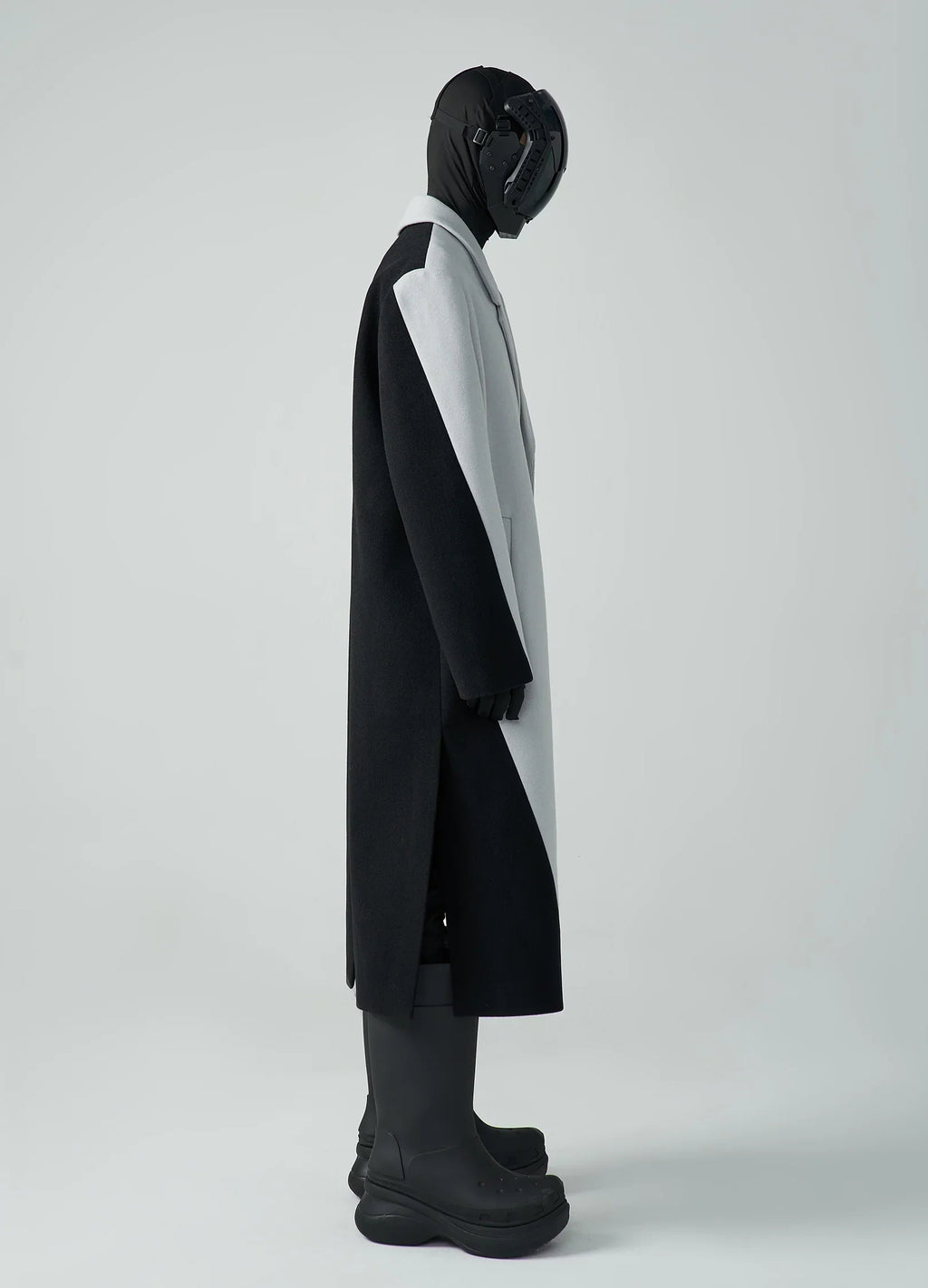 22FW Monochrome Majesty Overcoat