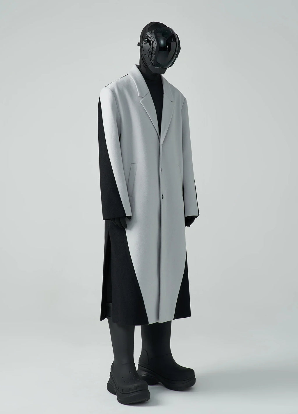 22FW Monochrome Majesty Overcoat