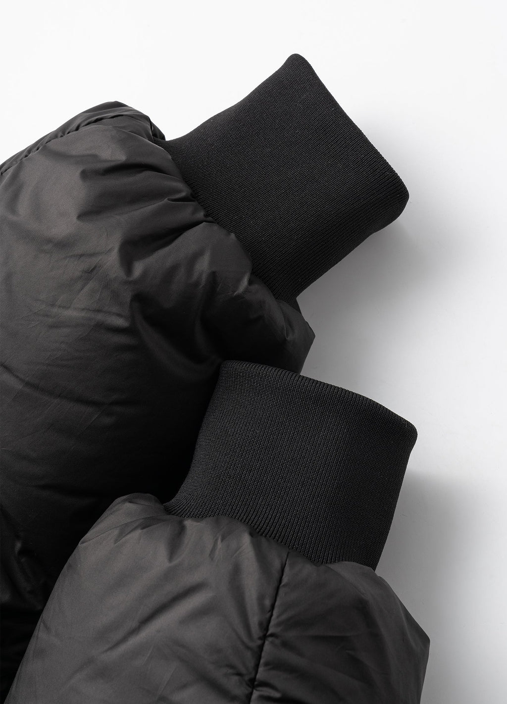 22FW Curved Down Jacket