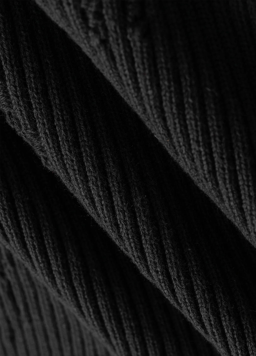 22FW Frayed Harmony Knit Sweater