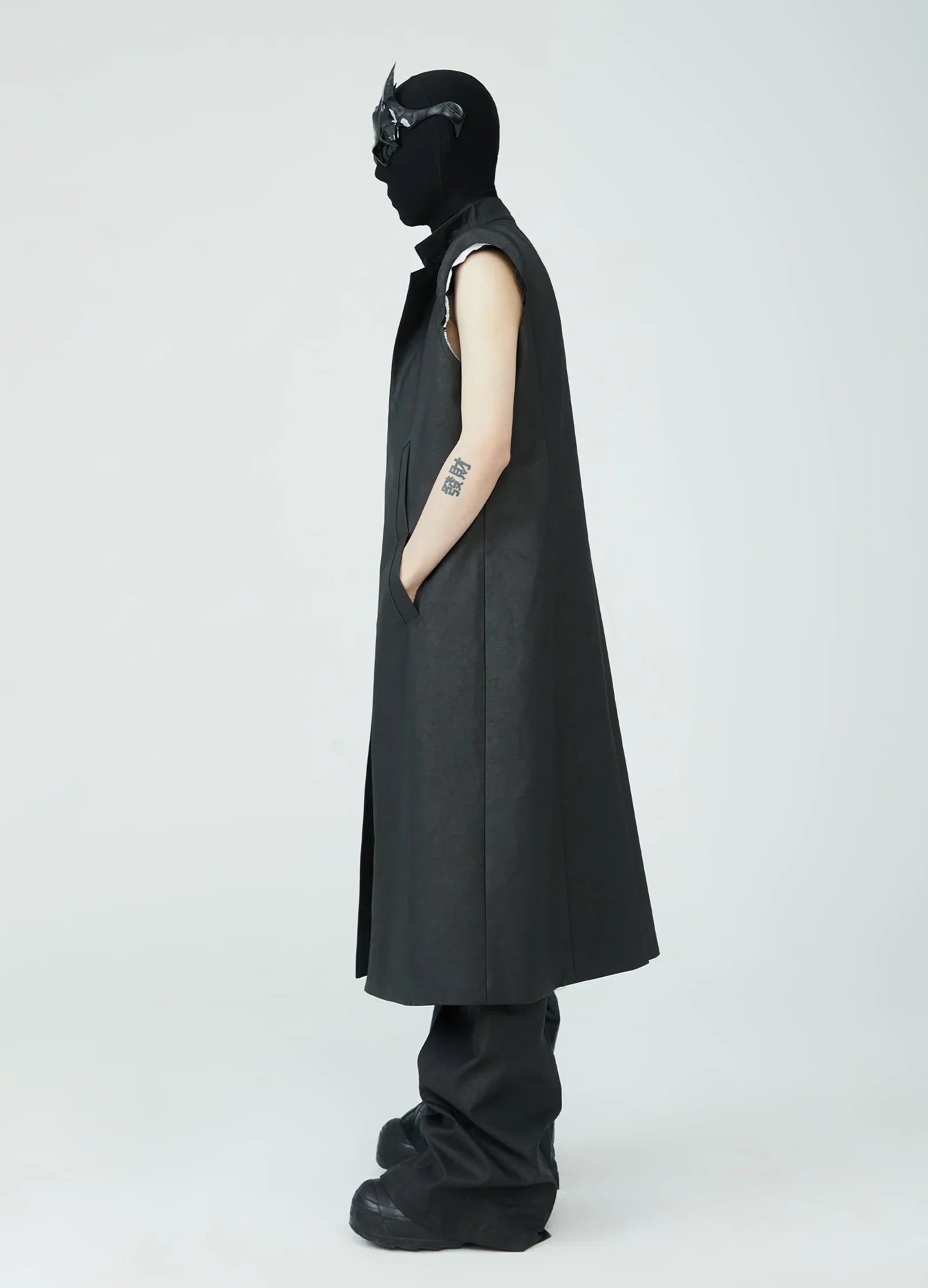 23SS Black Fortress Waxed Overcoat