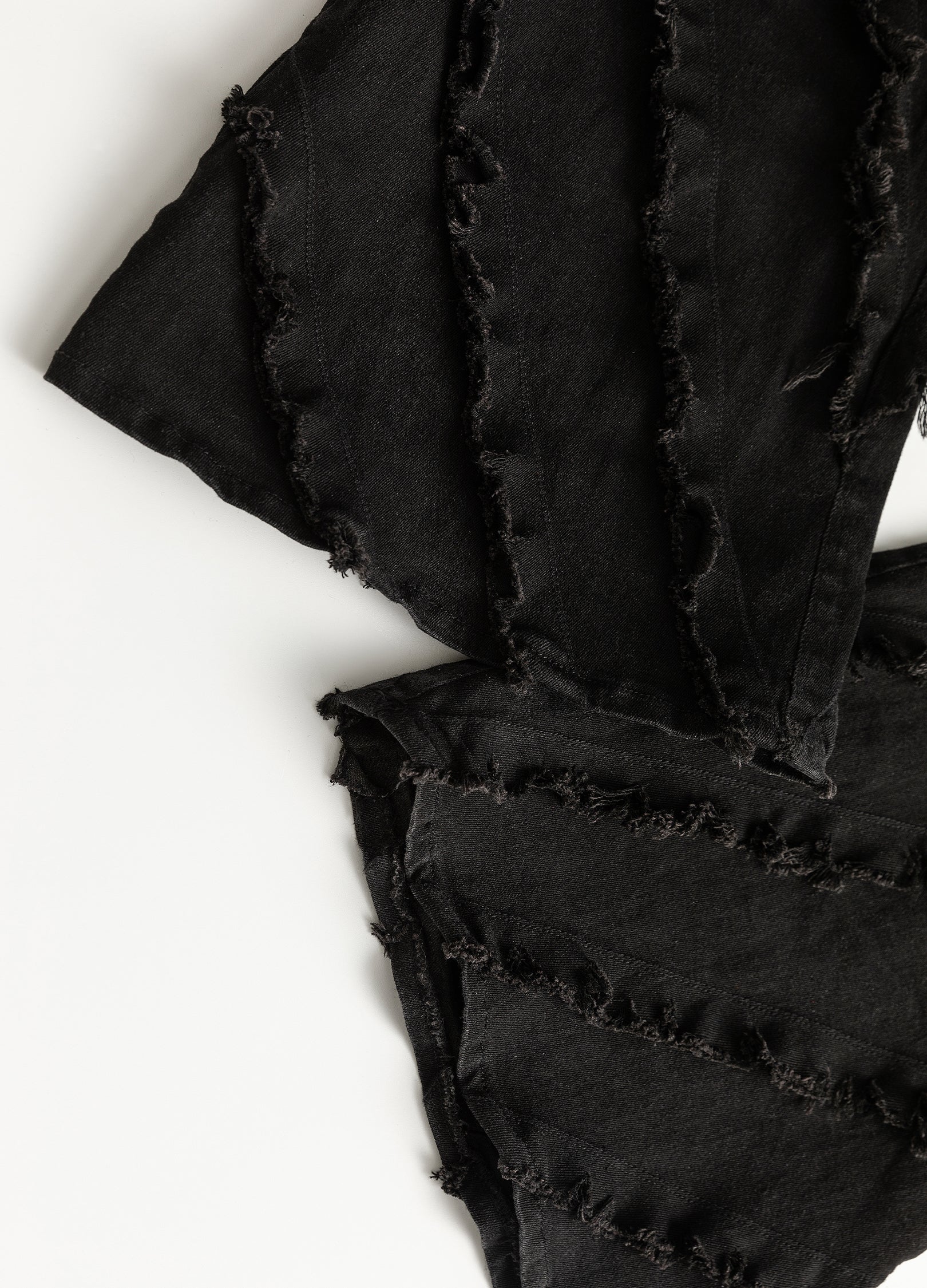 22SS Noir Flare Distressed Denim