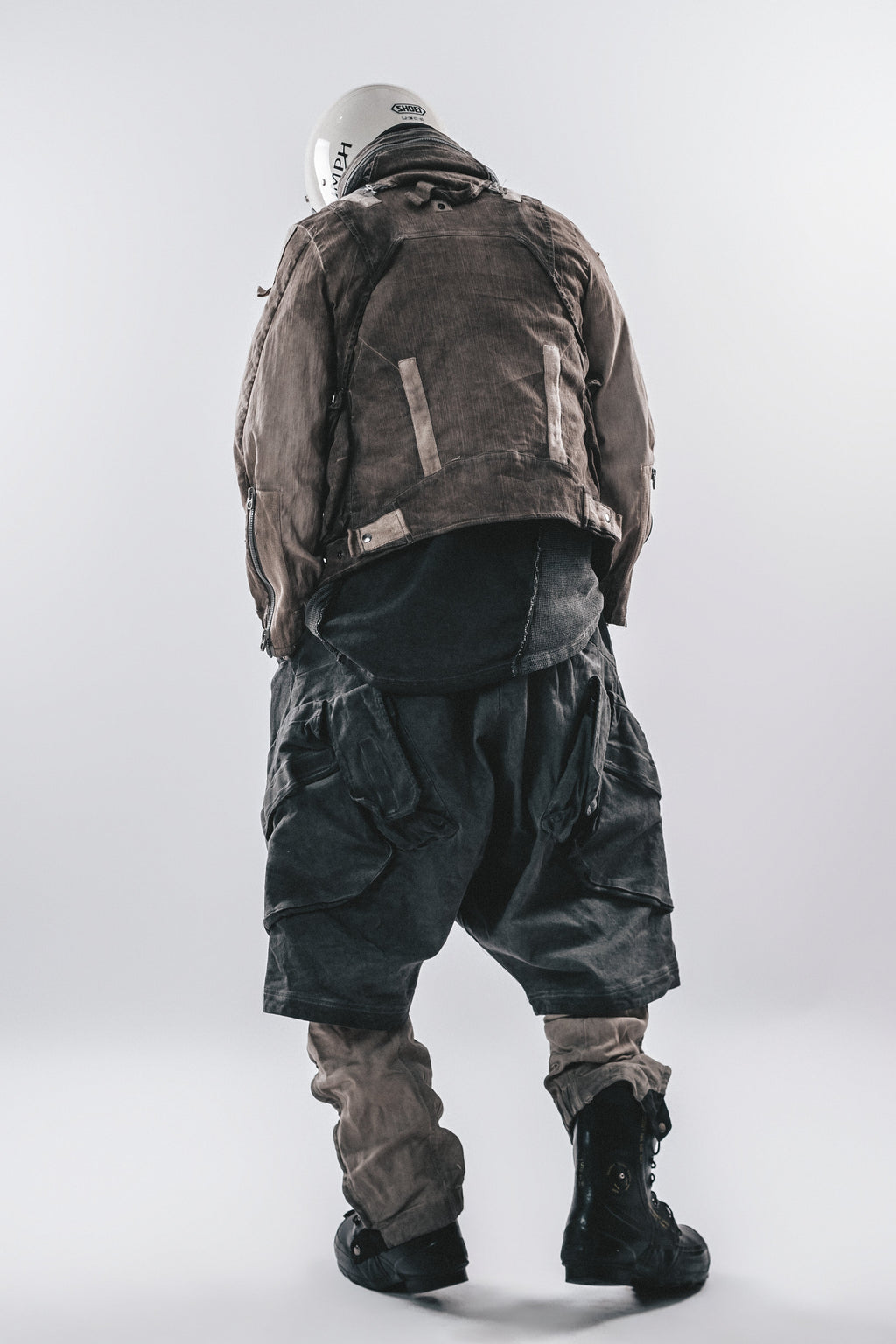 DARKCORE DUSTFORM CROP CARGO SHORTS