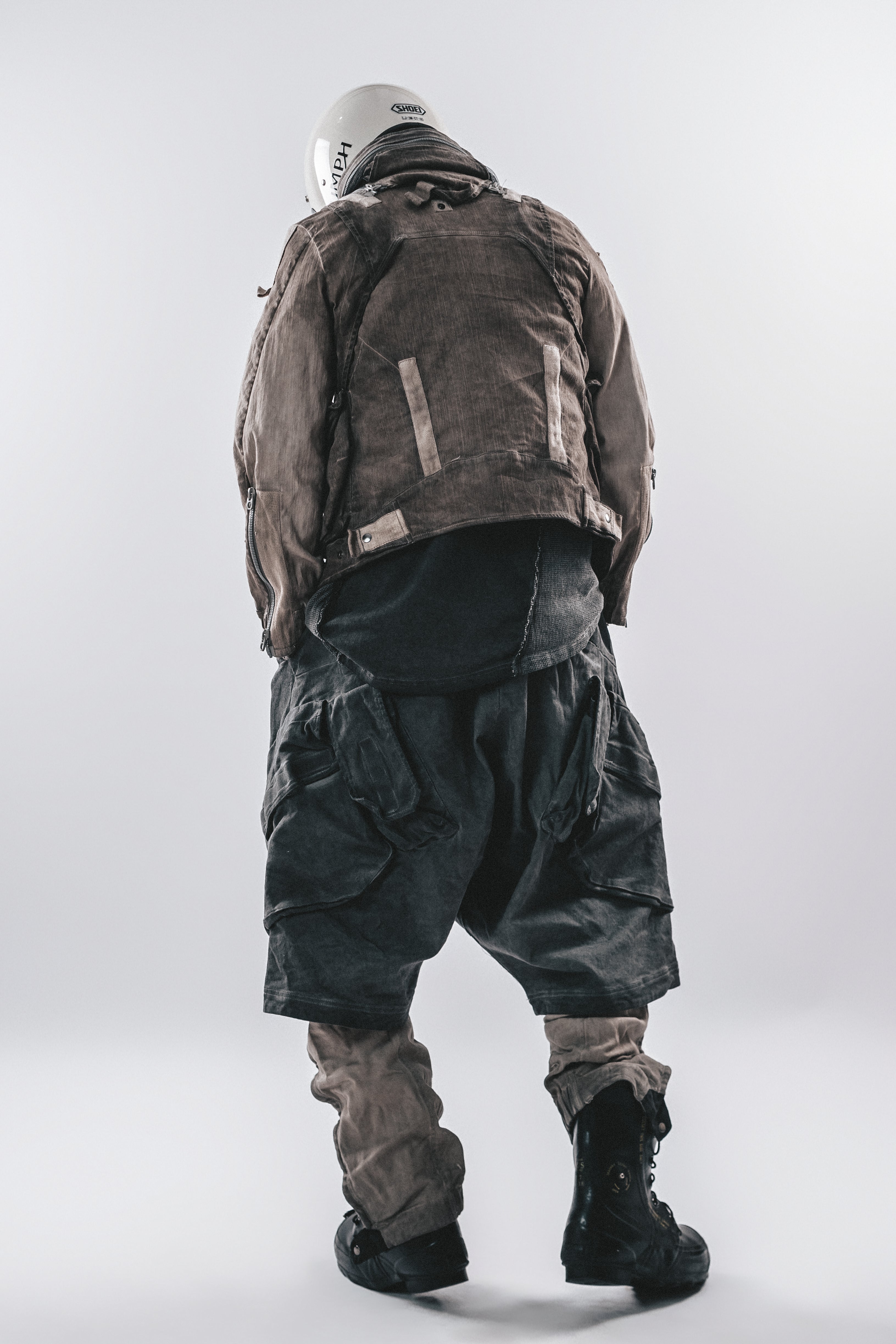 DARKCORE DUSTFORM CROP CARGO SHORTS