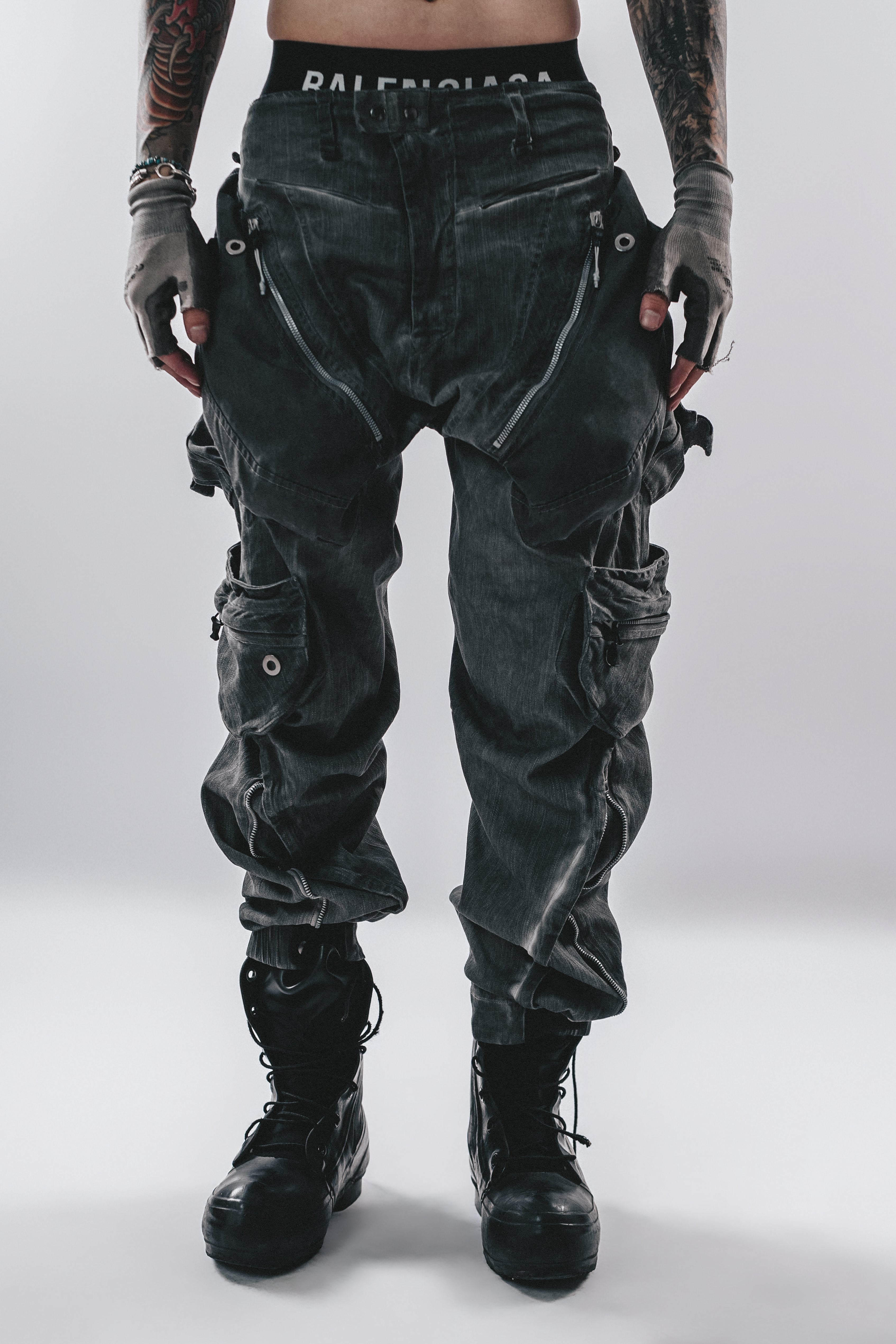 DARKCORE STRAP CARGO PANTS