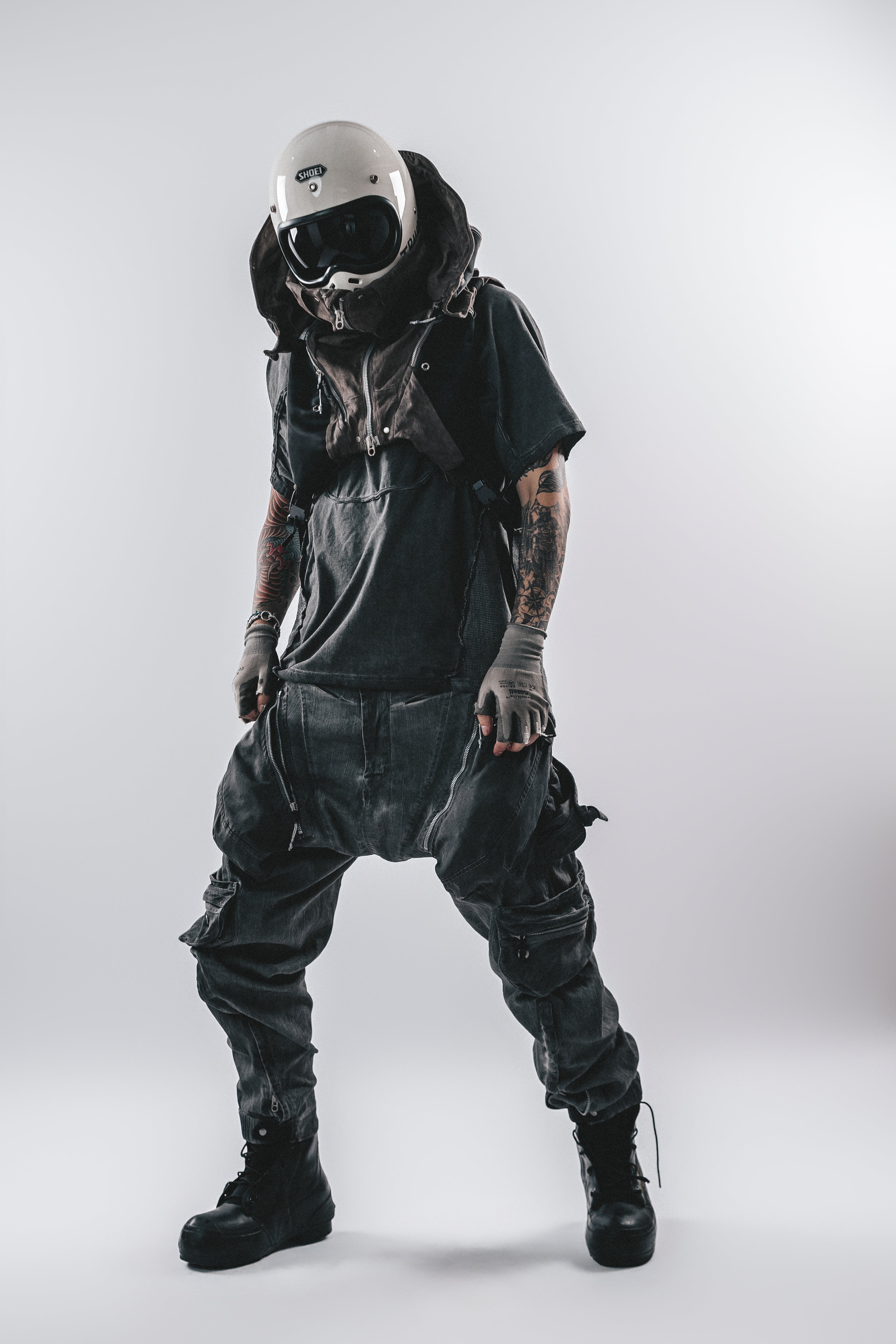 DARKCORE STRAP CARGO PANTS