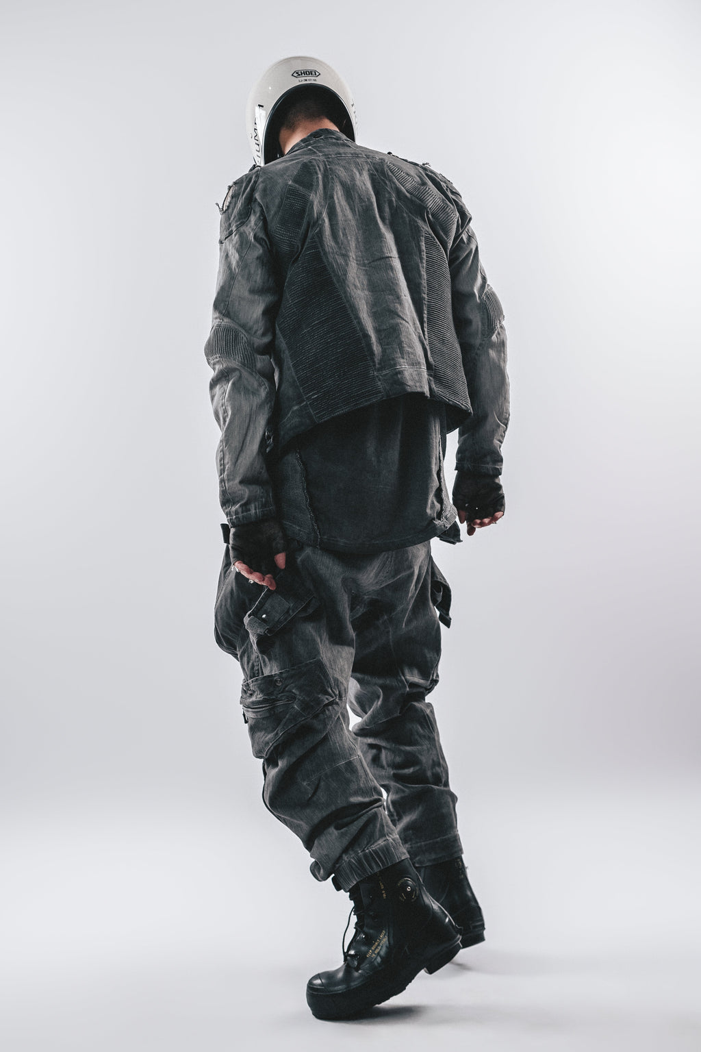 DARKCORE STRAP CARGO PANTS